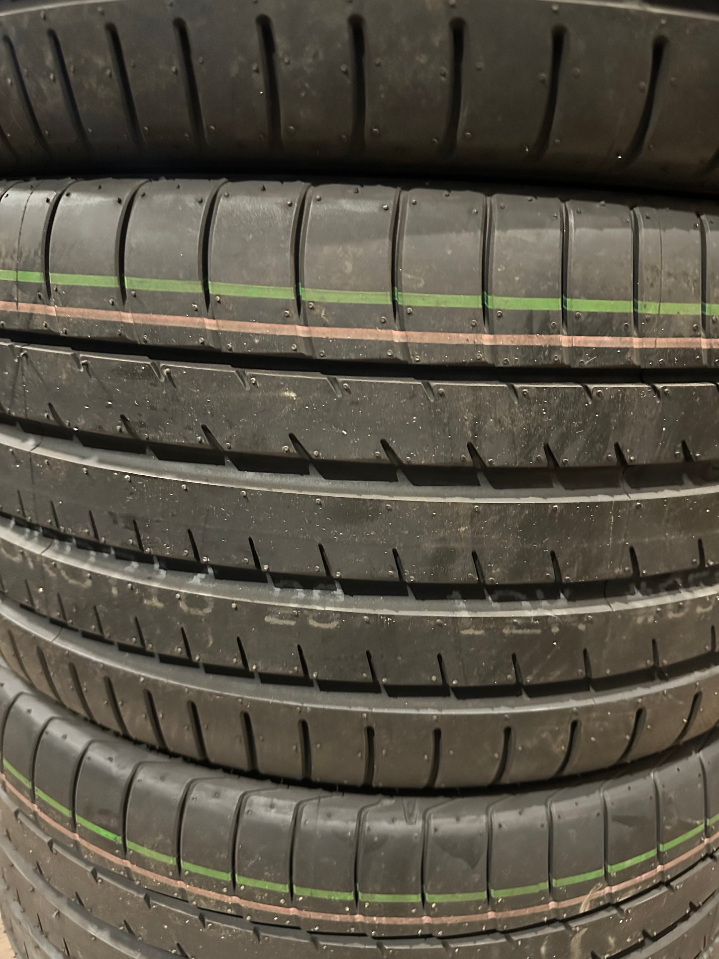 Оригинал Като нови Mercedes CLS AMG W257 20 Zoll Мерцедес Цлс 20 цола джанти летен комплект летни гуми