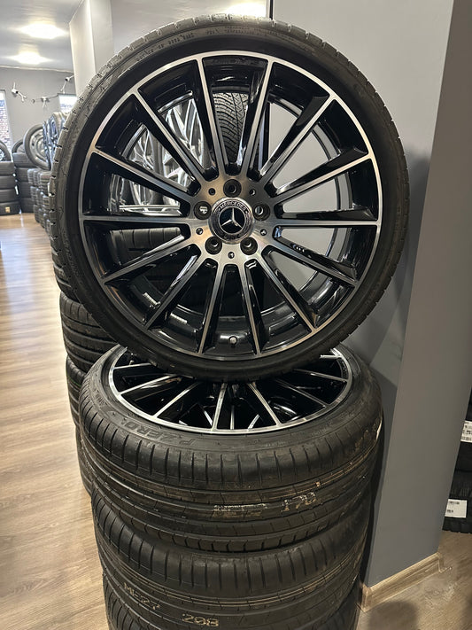 Като Нови Оригинал Mercedes E klasse W213 AMG 20 Zoll Мерцедес Е класа W213 20 цола AMG джанти летен комплект летни гуми