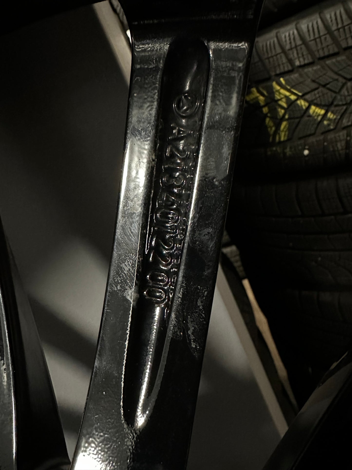 Като Нови Оригинал Mercedes E klasse W213 AMG 20 Zoll Мерцедес Е класа W213 20 цола AMG джанти летен комплект летни гуми