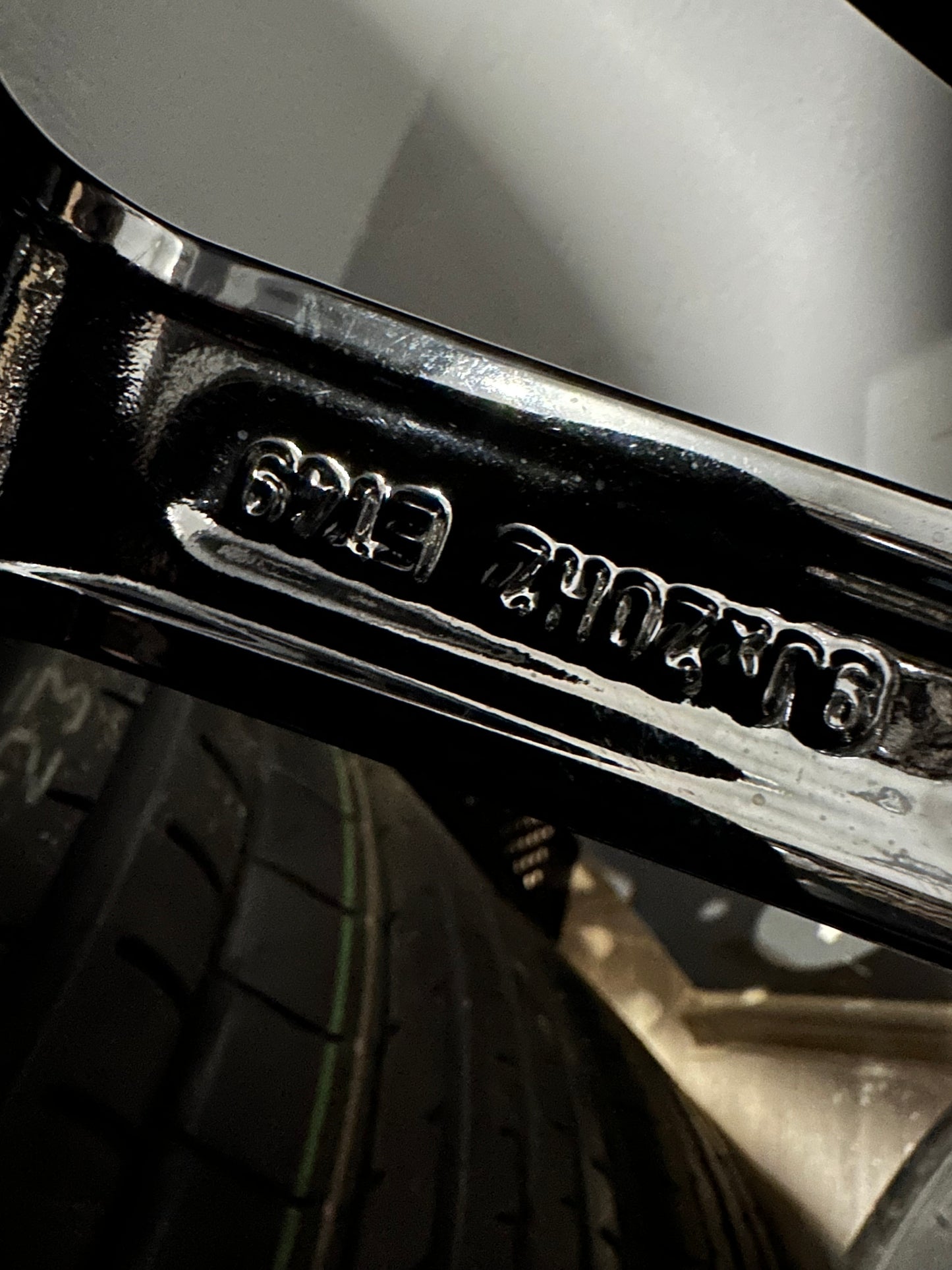 Като Нови Оригинал Mercedes E klasse W213 AMG 20 Zoll Мерцедес Е класа W213 20 цола AMG джанти летен комплект летни гуми