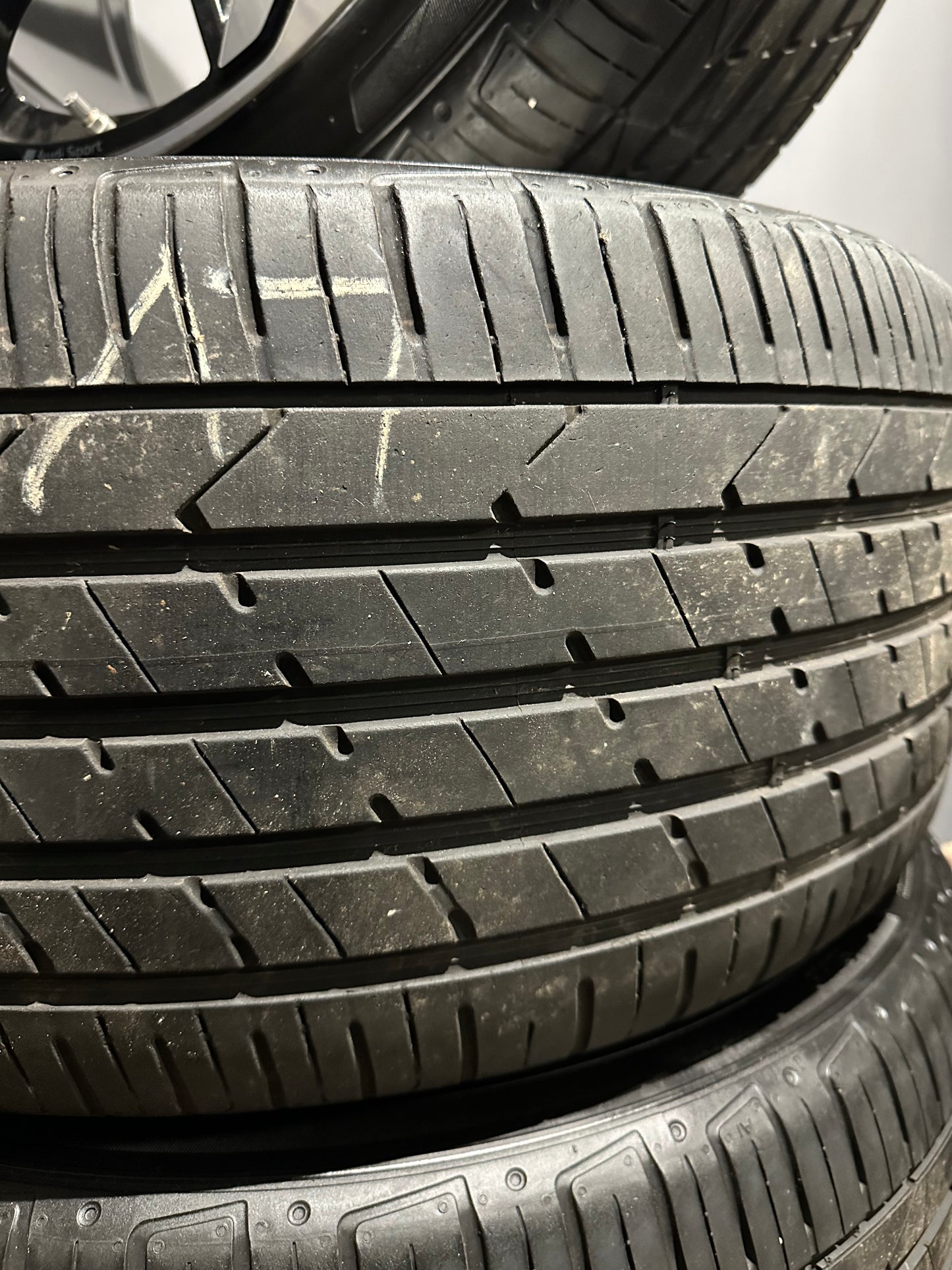 Оригинал Audi Q7 SQ7 4M 22 Zoll Ауди Q7 SQ7 Алуминиеви джанти 285 35 22 цола летен комплект летни гуми