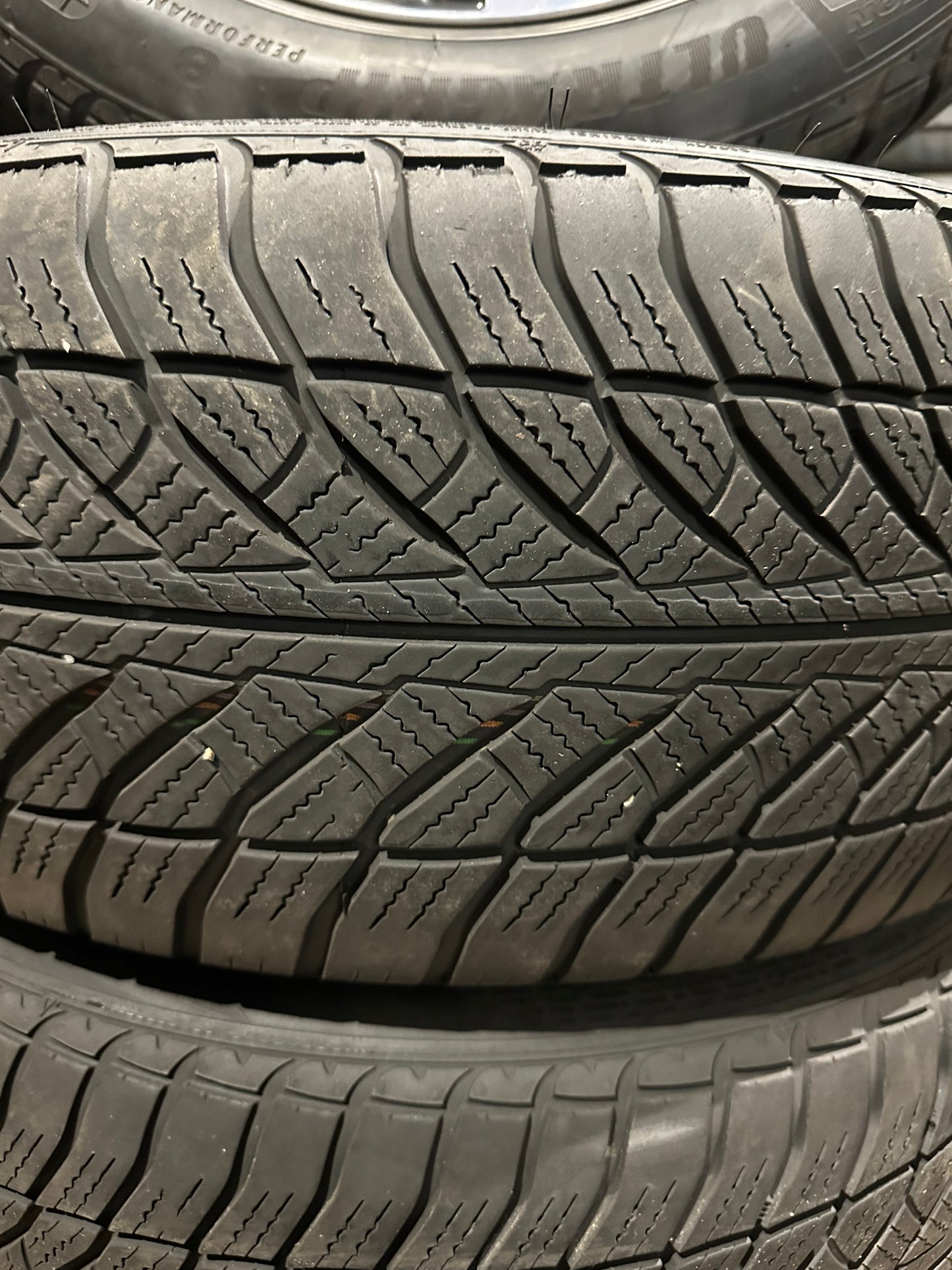 Mercedes E Klasse Мерцедес E класа W213 W238 18 цола зимен комплект зимни гуми