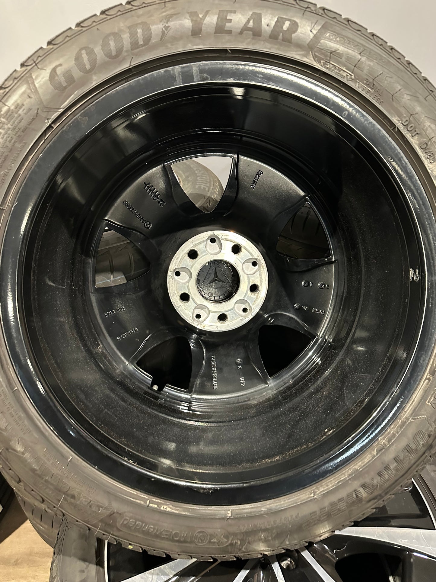 Mercedes E Klasse Мерцедес E класа W213 W238 18 цола зимен комплект зимни гуми