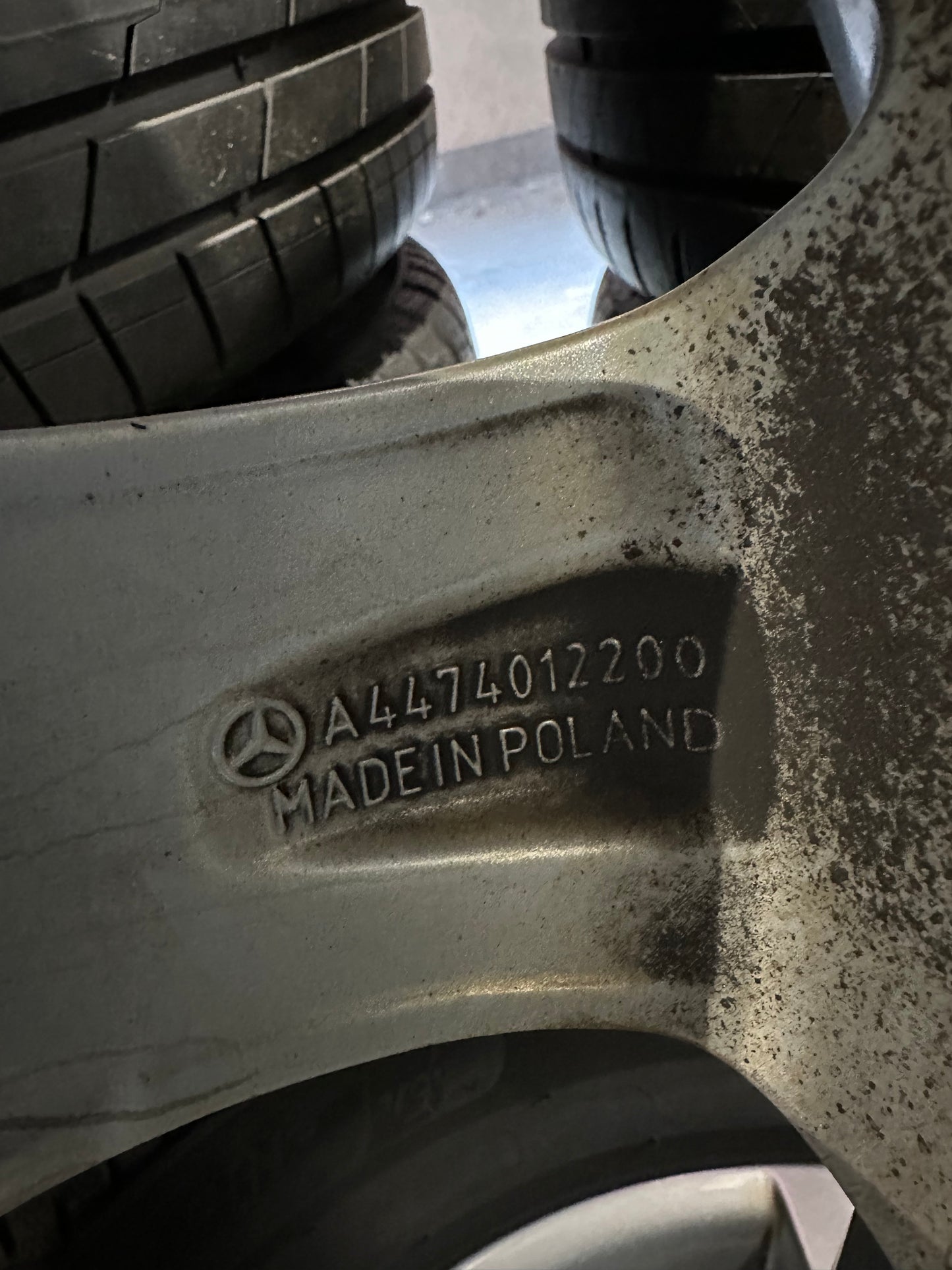 Оригинал Mercedes Vito V Klasse W447 17 Zoll Мерцедес Вито В Класа 17 цола джанти зимен комплект зимни гуми