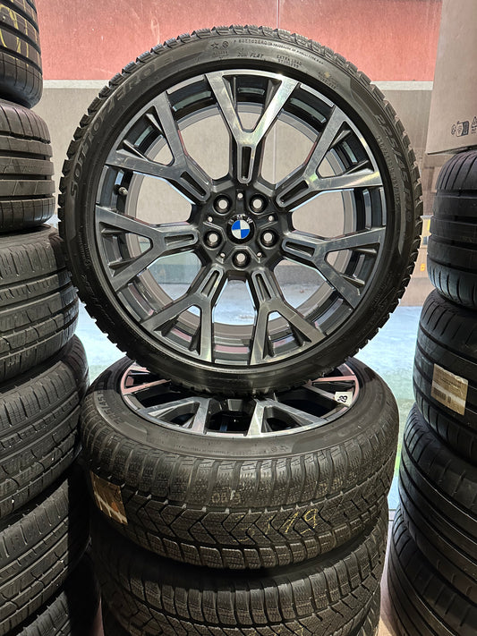 Оригинални като Нови BMW X1 X2 F48 F39 Бмв 225 45 19 цола зимен комплект зимни гуми 5x112