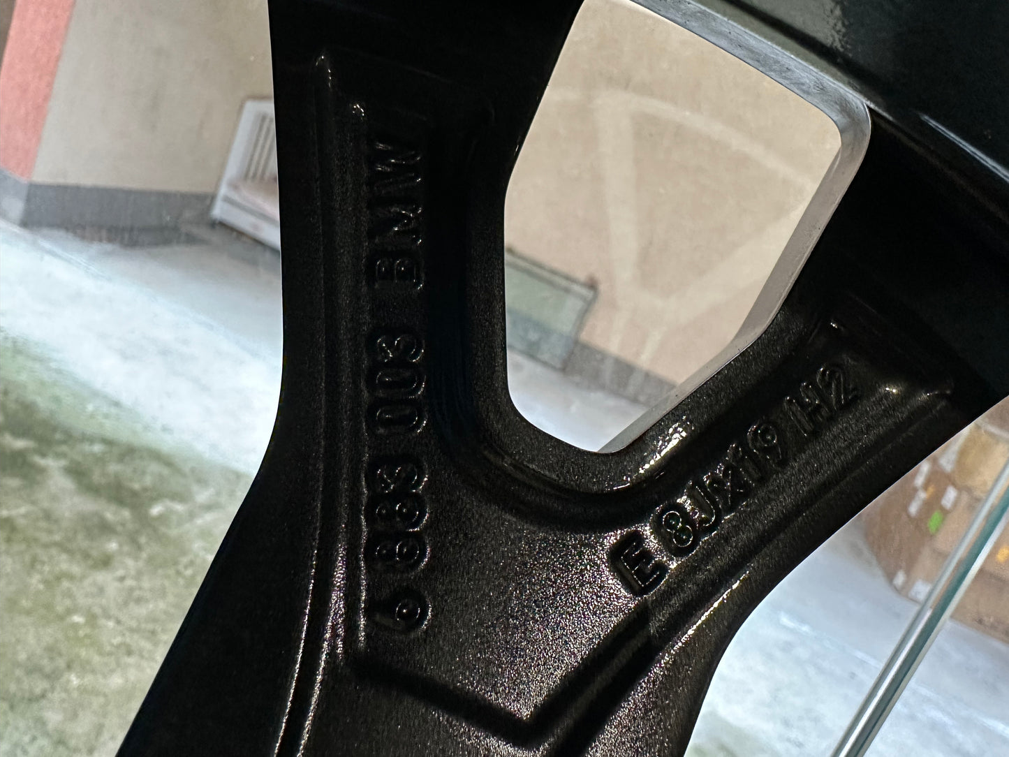 Оригинални като Нови BMW X1 X2 F48 F39 Бмв 225 45 19 цола зимен комплект зимни гуми 5x112