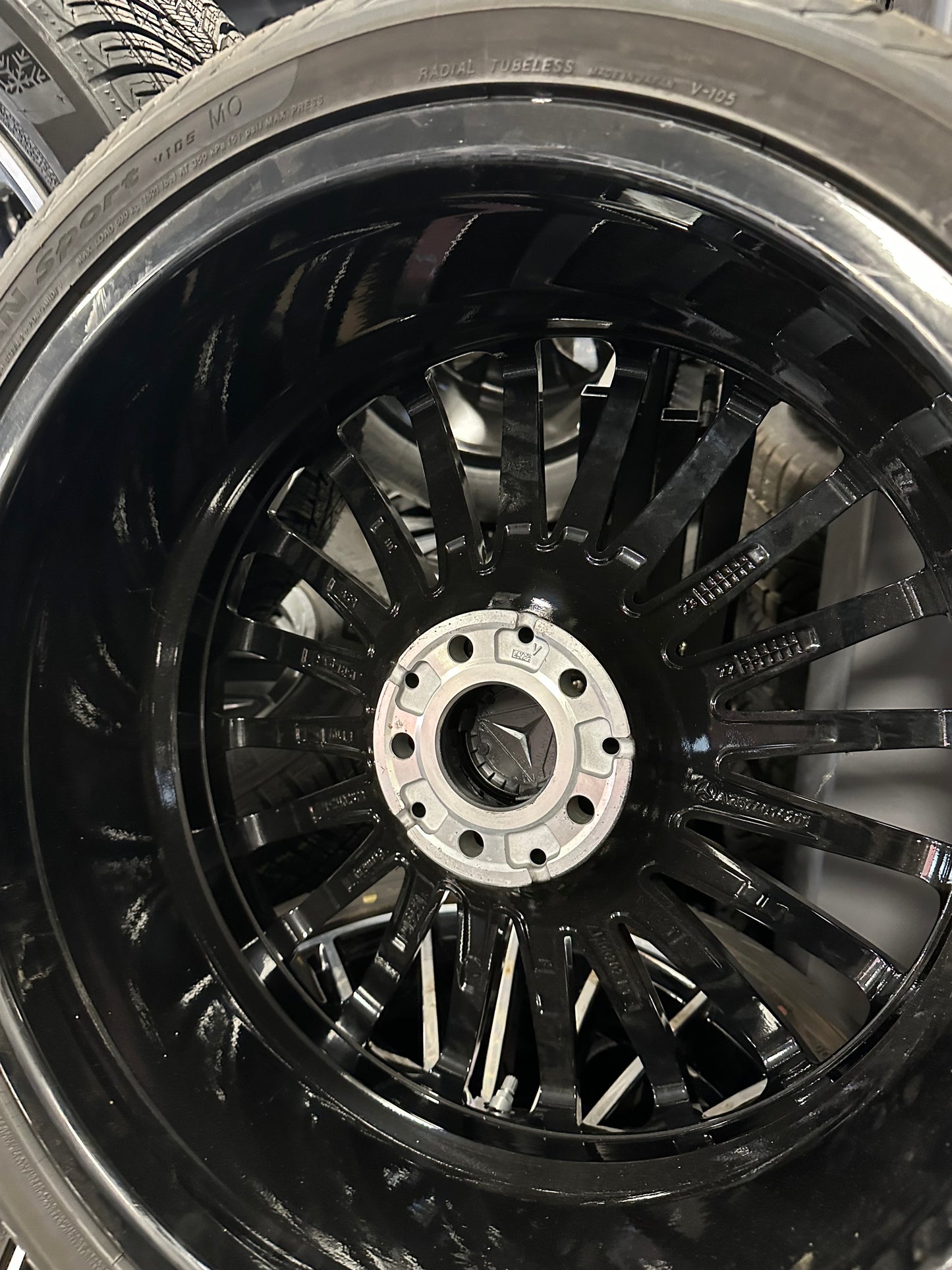 Нови Оригинал Mercedes CLS53 AMG W257 20 Zoll Мерцедес Цлс53 20 цола джанти летен комплект летни гуми