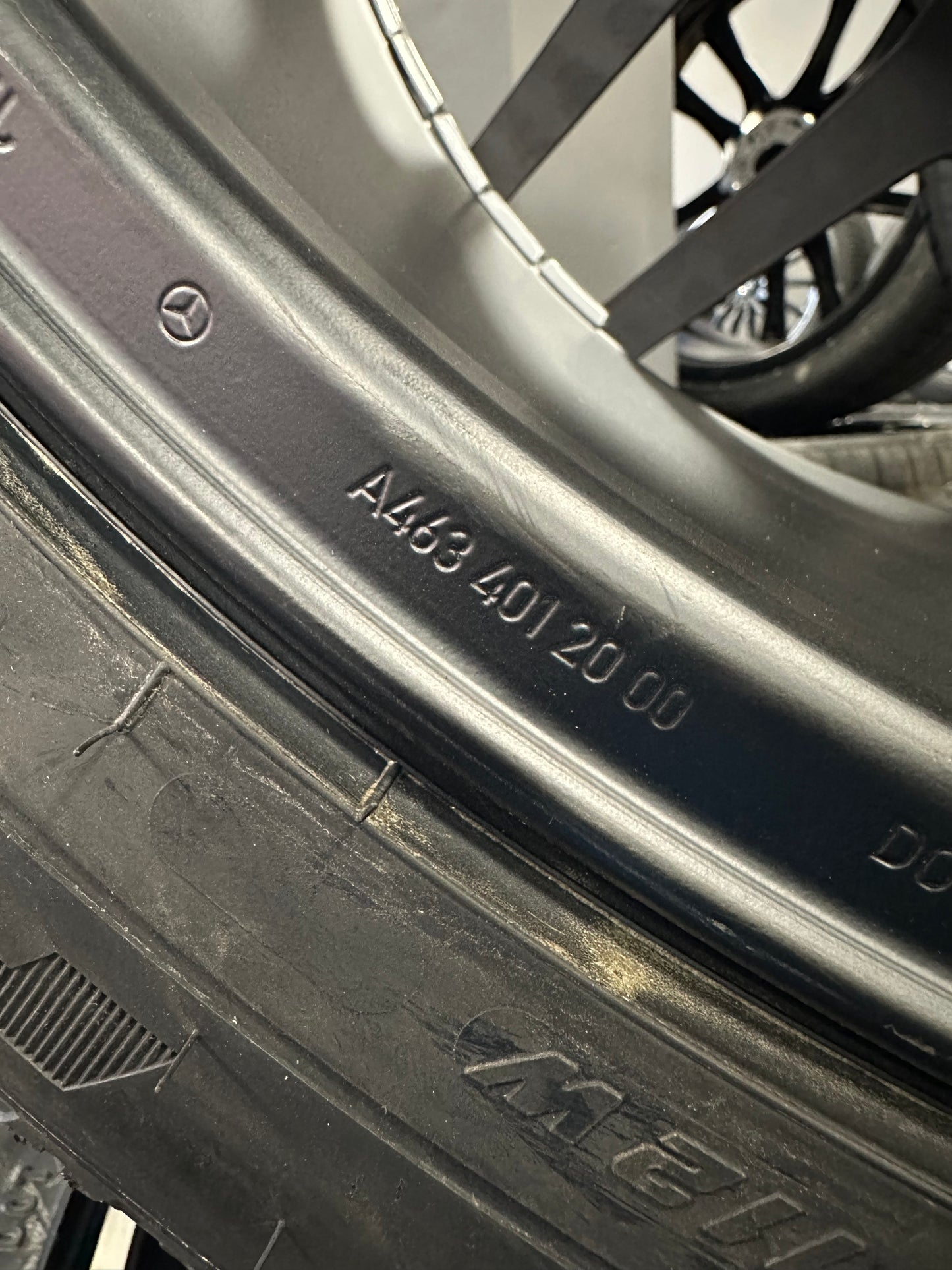 Нови Оригинал Mercedes G63 AMG G klasse 22 Zoll  Мерцедес Г класа W463 22 цола AMG джанти летен комплект летни гуми