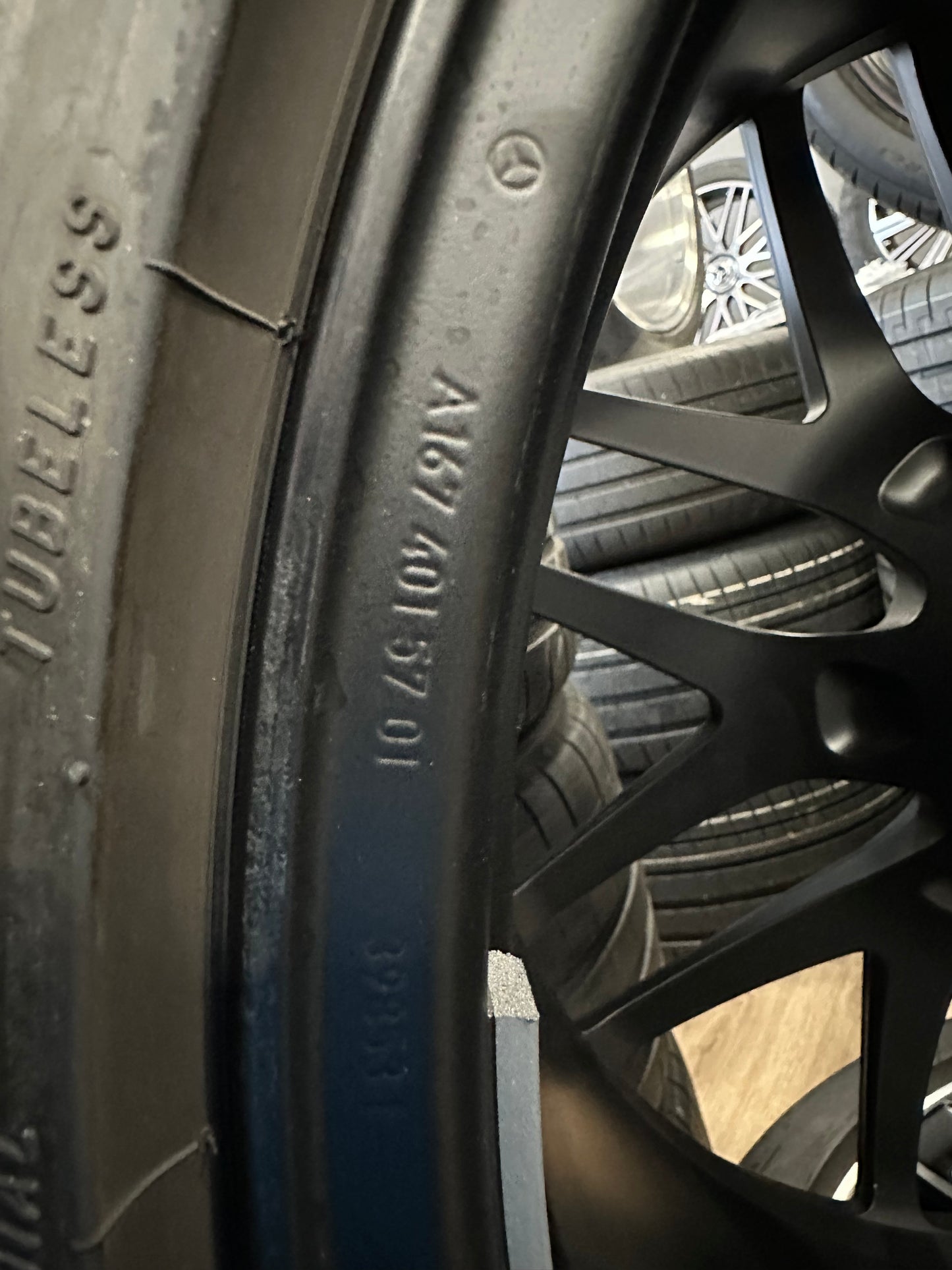 Оригинал като нови Mercedes GLE63 GLE 53 AMG V167 C167 22 Zoll Мерцедес ГЛЕ63 ГЛЕ 53 22 цола джанти летен комплект летни гуми