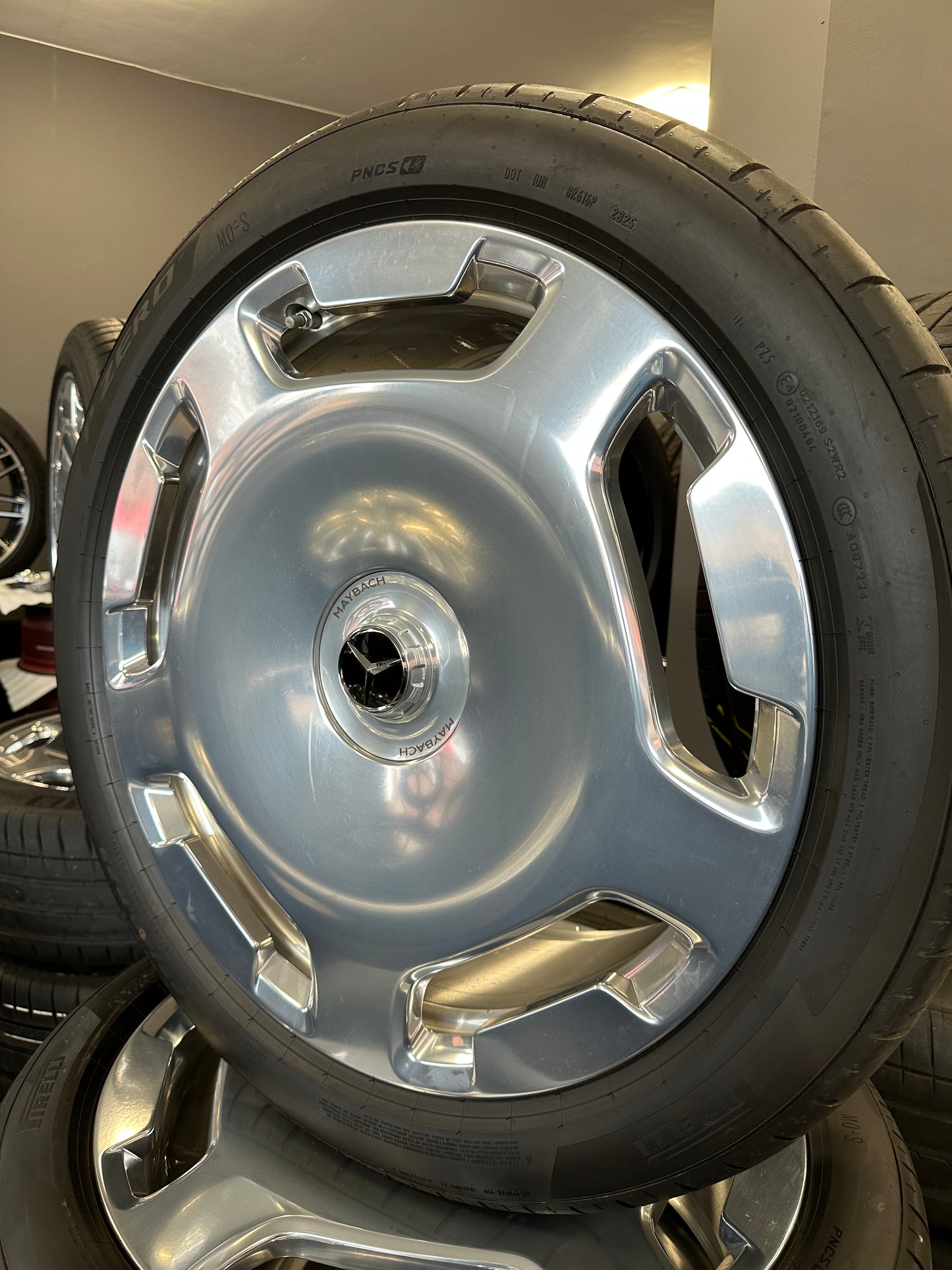 Оригинал Като Нови Mercedes GLS Maybach X167 W167 23 Zoll Мерцедес ГЛС Майбах X167 W167 23 цола джанти летен комплект летни гуми Хром