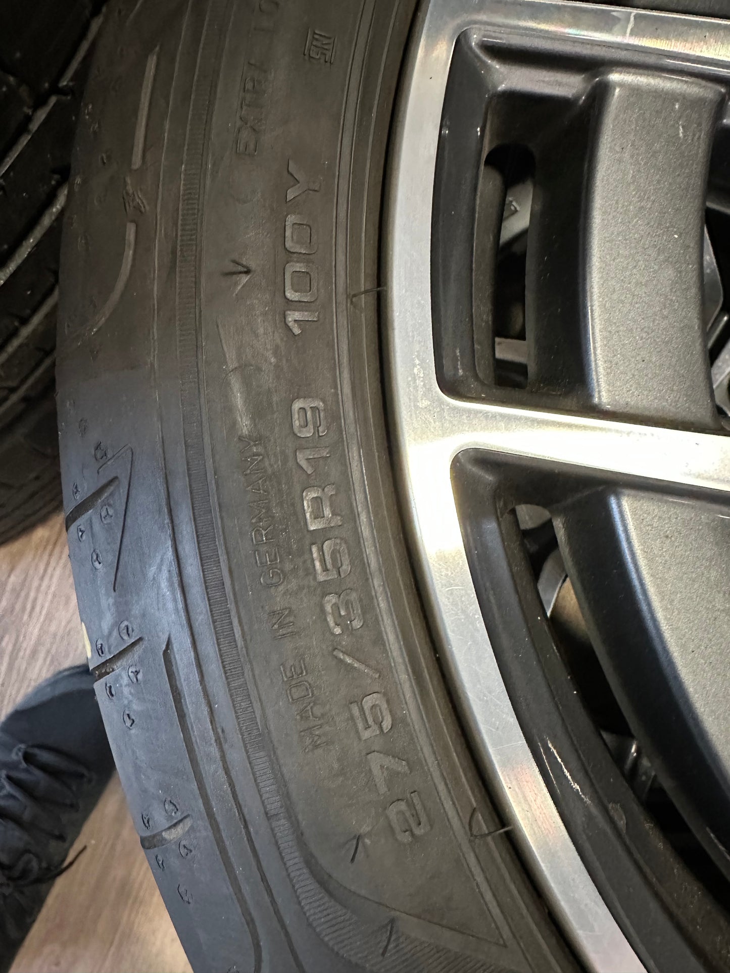 Като Нови Оригинал Mercedes E Klasse W213 Мерцедес Е класа W213 S213 19 цола AMG джанти летен комплект летни гуми