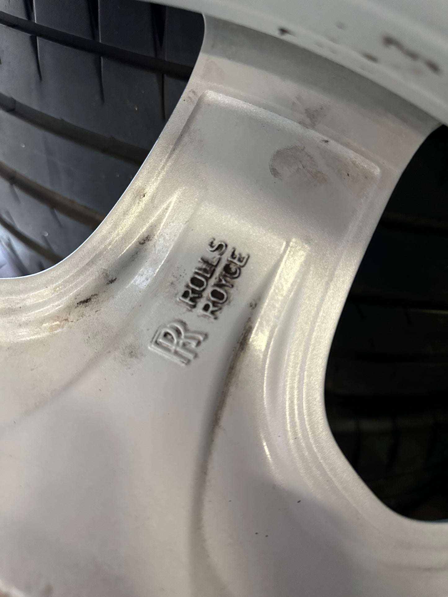 Оригинал Rolls Royce Dawn Wraith Ghost 20 Zoll Алуминиеви джанти Ролс Ройс 20 цола летен комплект летни Гуми