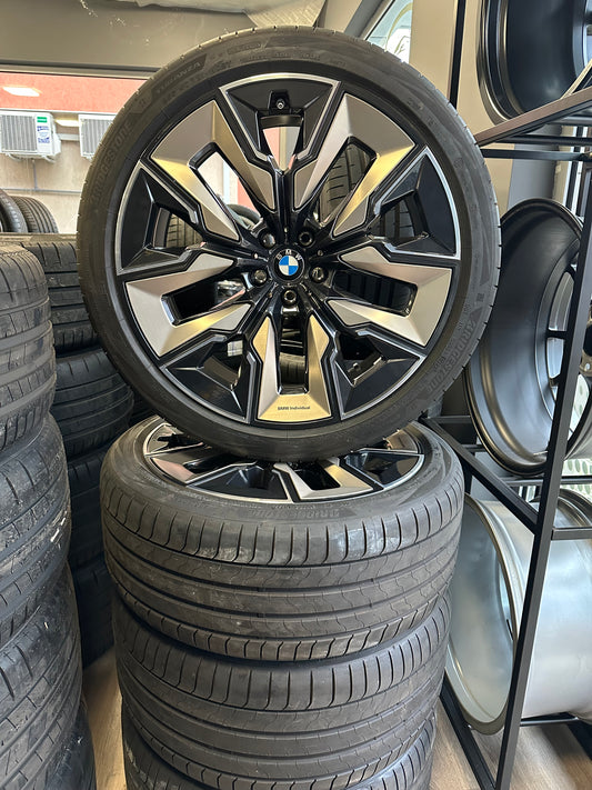 Оригинал Като Нови BMW 7er i7 G70 G7L X3 G45 21 Zoll 910i Бмв 7-ма серия и7 Г70 Г45 21 цола 910i летен комплект летни гуми