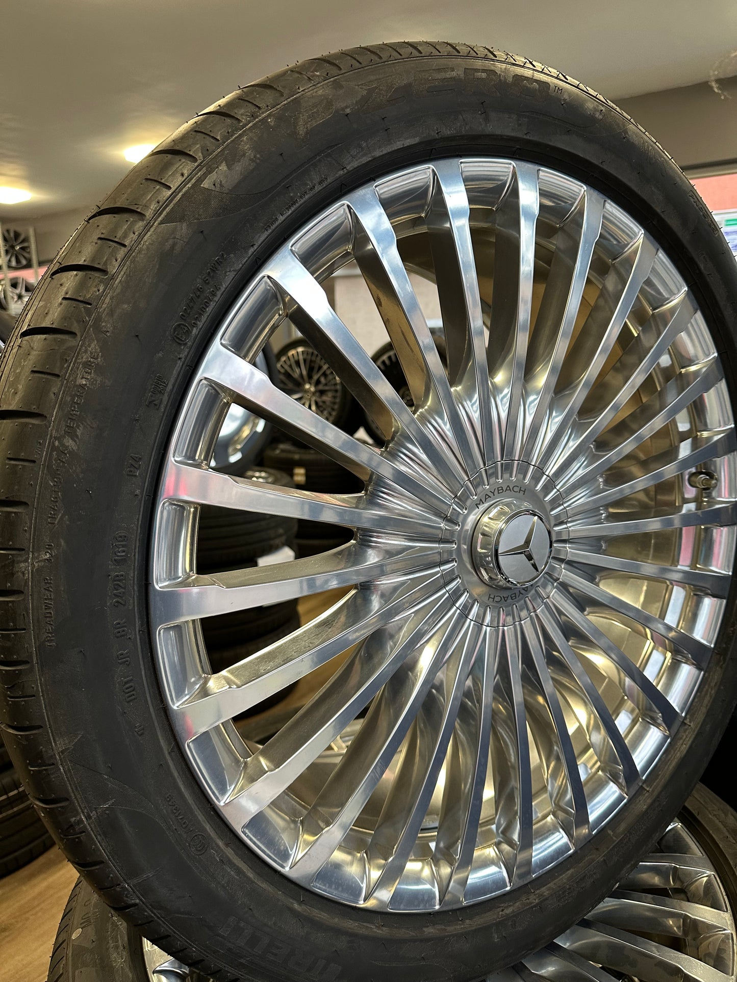 Оригинал Като Нови Mercedes GLS Maybach X167 W167 23 Zoll Мерцедес ГЛС Майбах X167 W167 23 цола джанти летен комплект летни гуми Хром