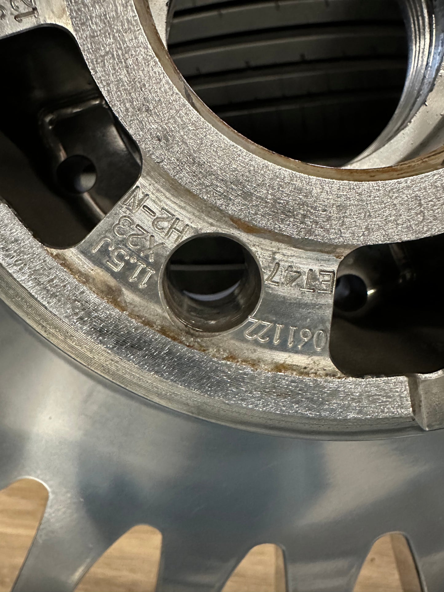 Оригинал Mercedes GLS Maybach X167 W167 23 Zoll Мерцедес ГЛС Майбах X167 W167 23 цола джанти летен комплект летни гуми Хром