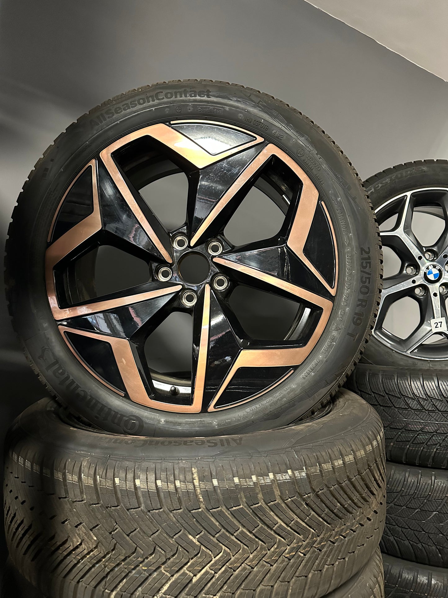Нови VW Volkswagen ID3 E11 Фолксваген ИД3 19 цола джанти комплект всесезонни гуми