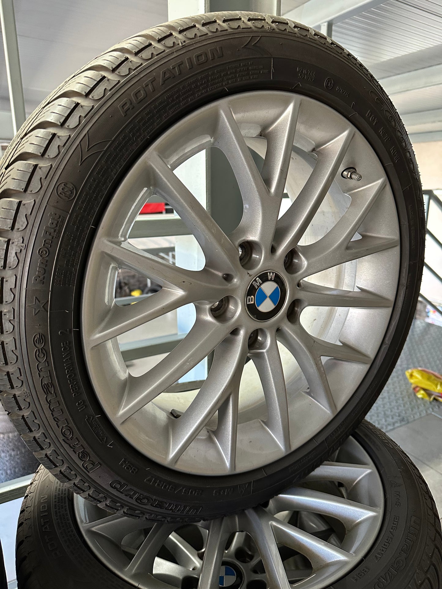 BMW 1er 2er серия F20 F21 17 Zoll Бмв 1-ва 2-ра серия Ф20 Ф21 17 цола зимен комплект зимни гуми