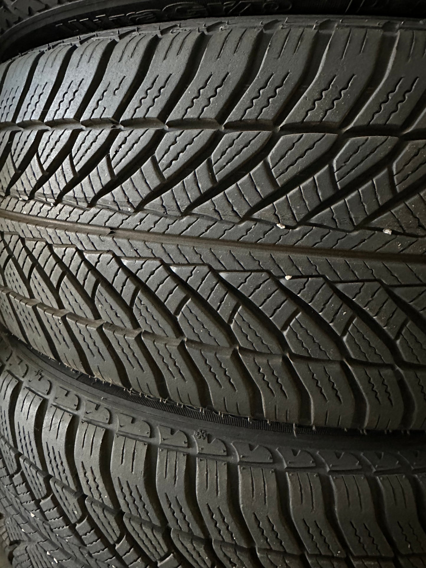 BMW 1er 2er серия F20 F21 17 Zoll Бмв 1-ва 2-ра серия Ф20 Ф21 17 цола зимен комплект зимни гуми