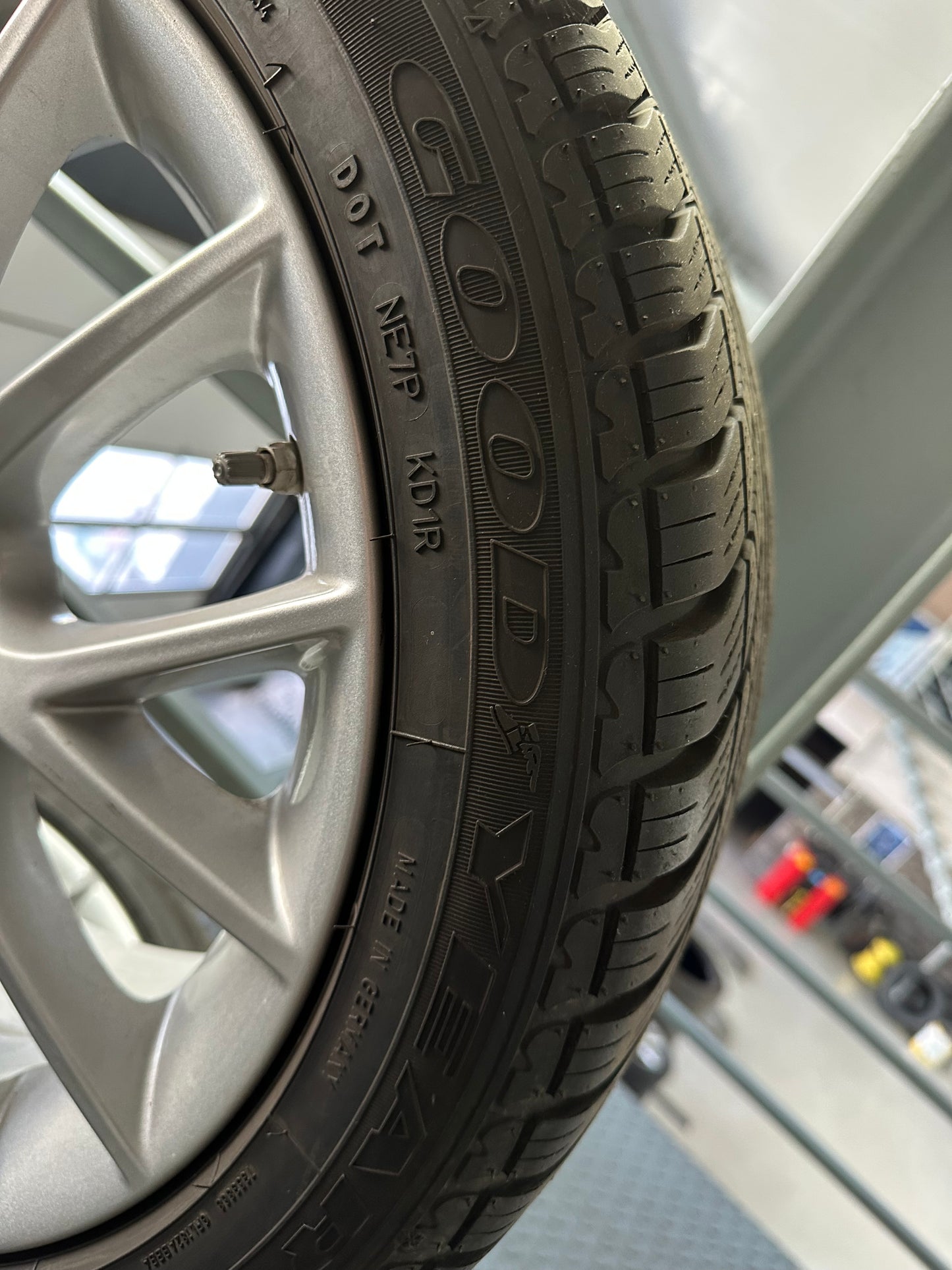 BMW 1er 2er серия F20 F21 17 Zoll Бмв 1-ва 2-ра серия Ф20 Ф21 17 цола зимен комплект зимни гуми