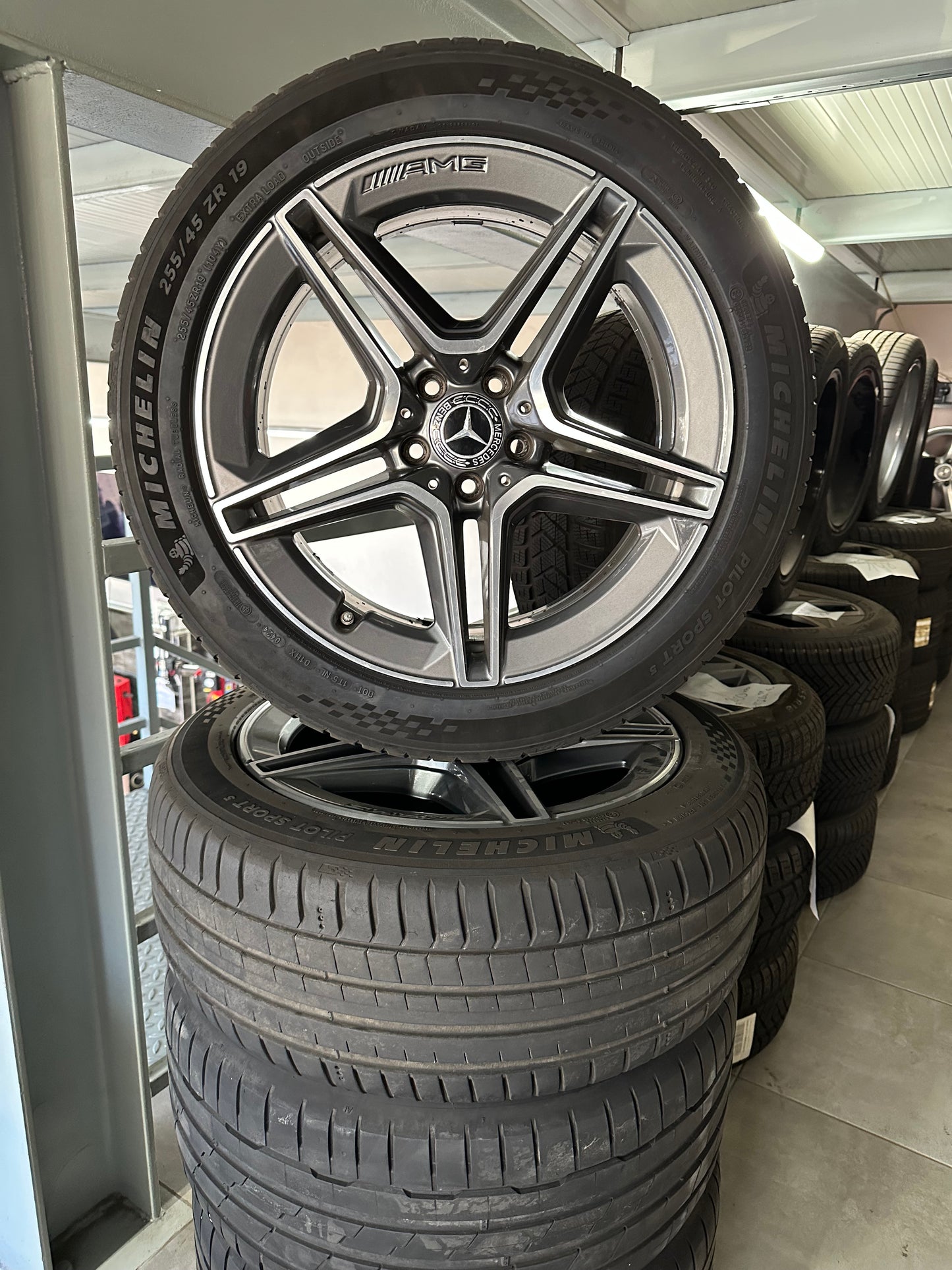 Оригинал Mercedes S Klasse W223 V223 AMG 19 Zoll Мерцедес С Класа AMG 19 цола джанти летен комплект летни гуми