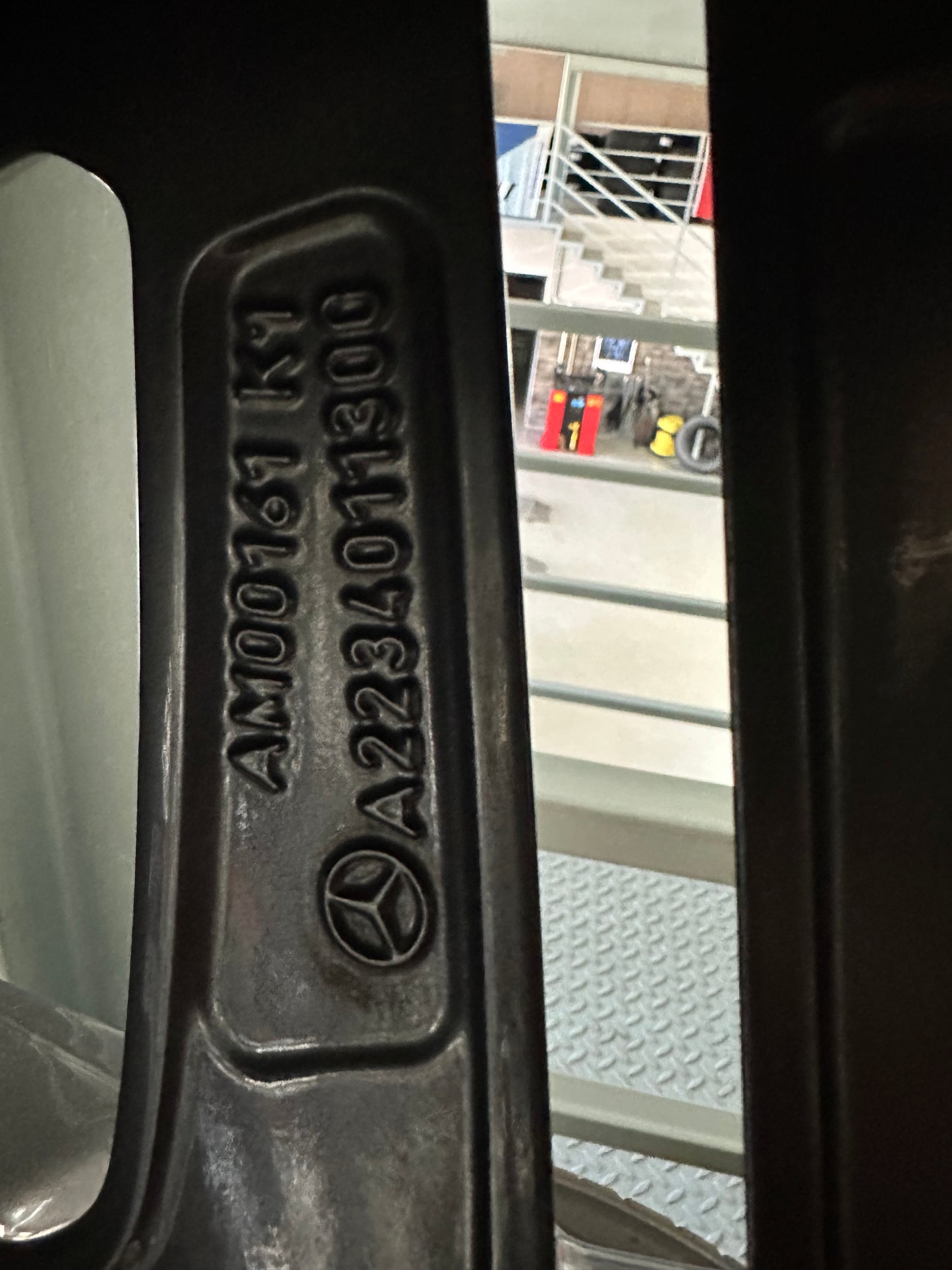 Оригинал Mercedes S Klasse W223 V223 AMG 19 Zoll Мерцедес С Класа AMG 19 цола джанти летен комплект летни гуми