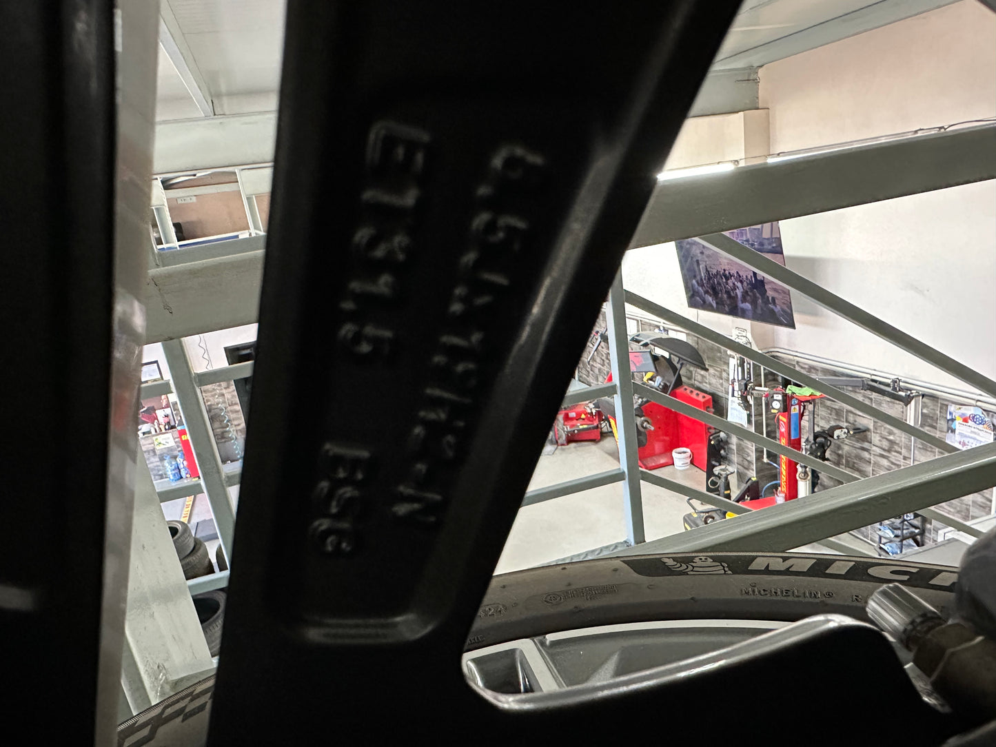 Оригинал Mercedes S Klasse W223 V223 AMG 19 Zoll Мерцедес С Класа AMG 19 цола джанти летен комплект летни гуми