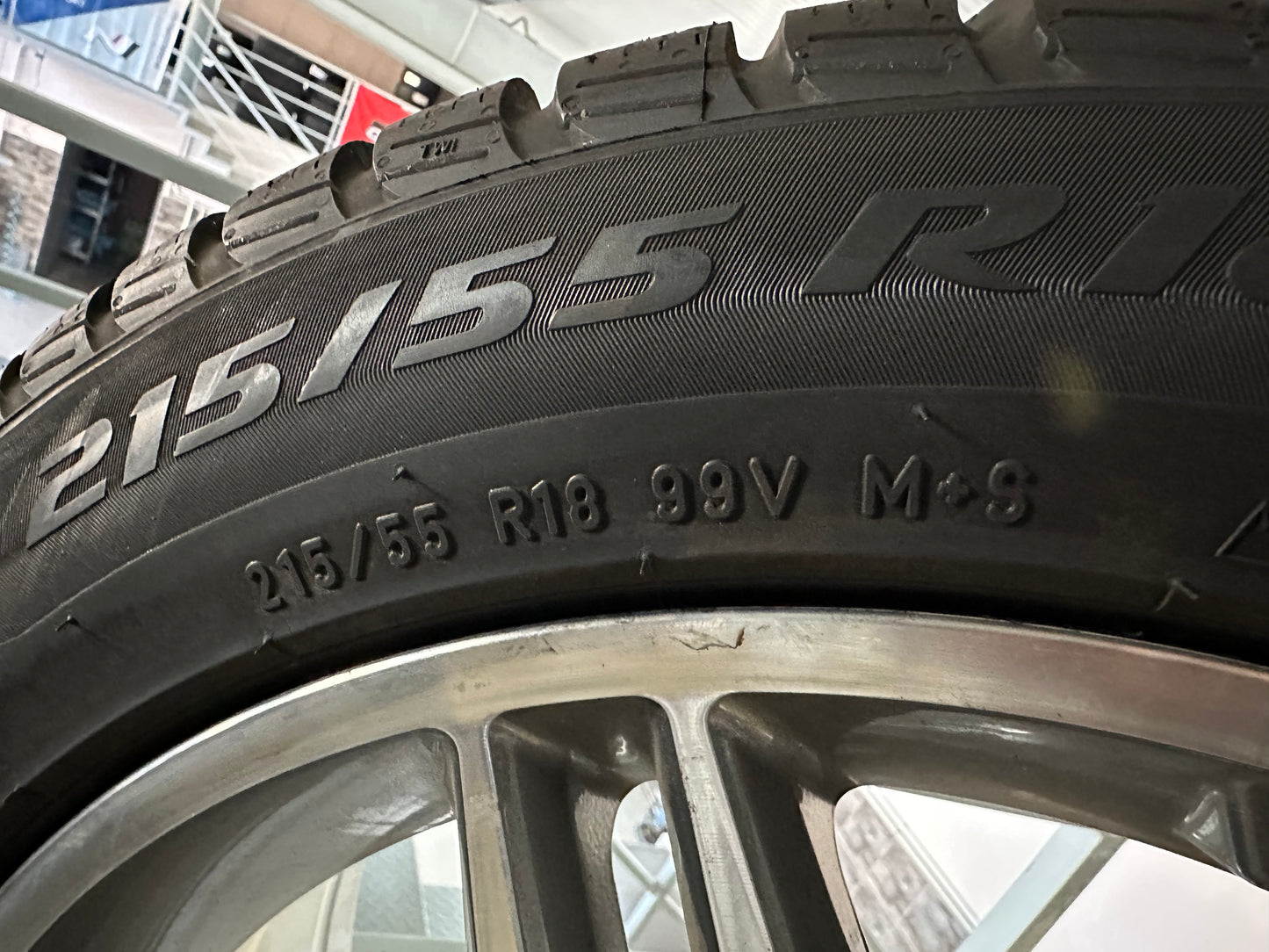 Нови Mercedes GLA 35 AMG Klasse 18 Zoll W156 Мерцедес ГЛА класа W156 X156 18 цола зимен комплект зимни гуми