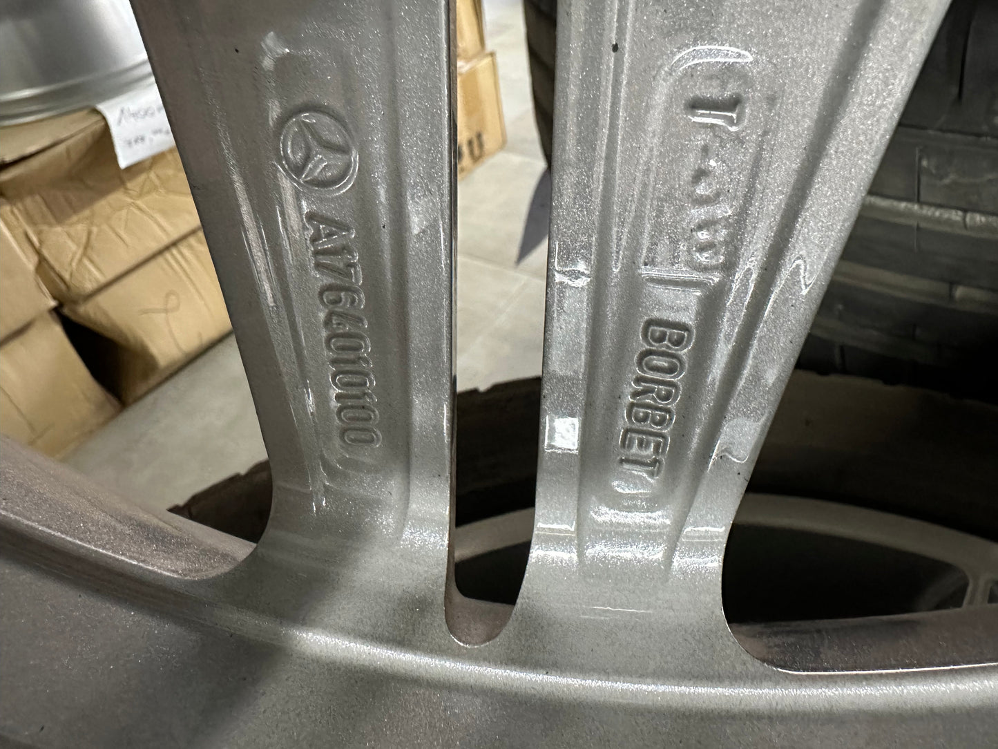 Нови Mercedes GLA 35 AMG Klasse 18 Zoll W156 Мерцедес ГЛА класа W156 X156 18 цола зимен комплект зимни гуми