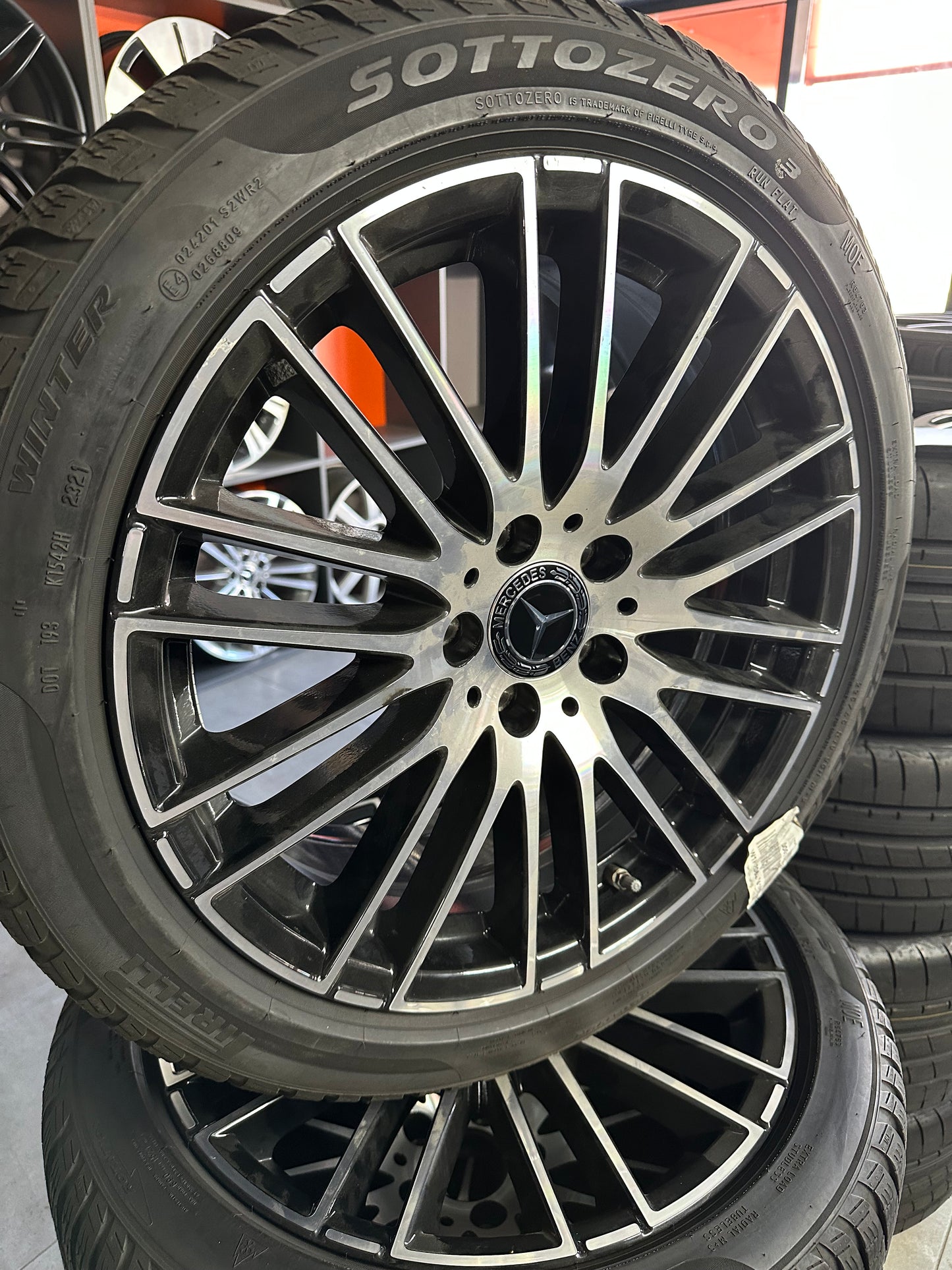 Оригинал Mercedes C klasse W206 18 Zoll Мерцедес Ц класа W206 18 цола зимен комплект зимни гуми