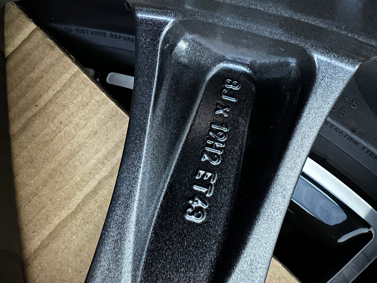 Оригинални Мерцедес E Klasse W213 19 Zoll Мерцедес Е Класа W213 Алуминиеви джанти 19 цола A2134010500