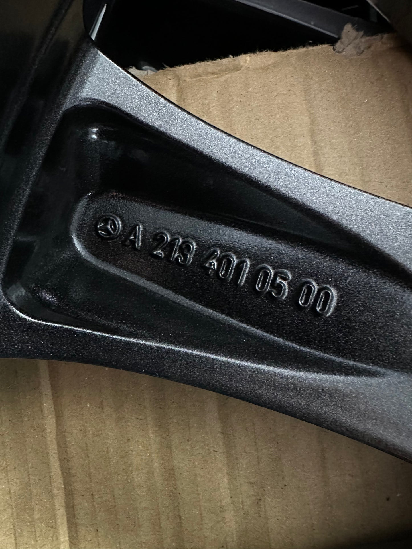 Оригинални Мерцедес E Klasse W213 19 Zoll Мерцедес Е Класа W213 Алуминиеви джанти 19 цола A2134010500