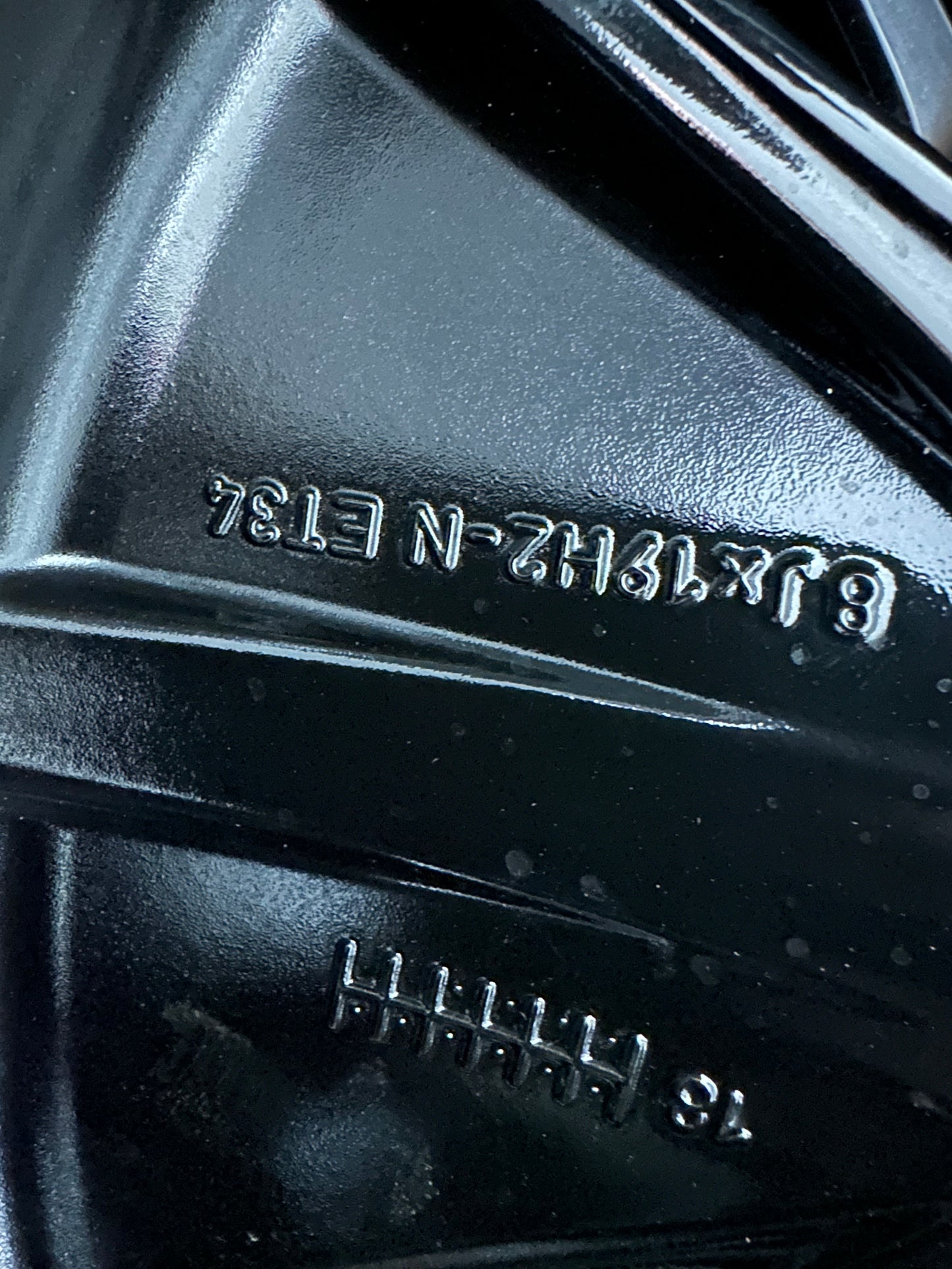 Оригинални Mercedes 8J ET34 19 Zoll EQC W293 N293 Мерцедес W293 Алуминиеви джанти 19 цола A2934010100