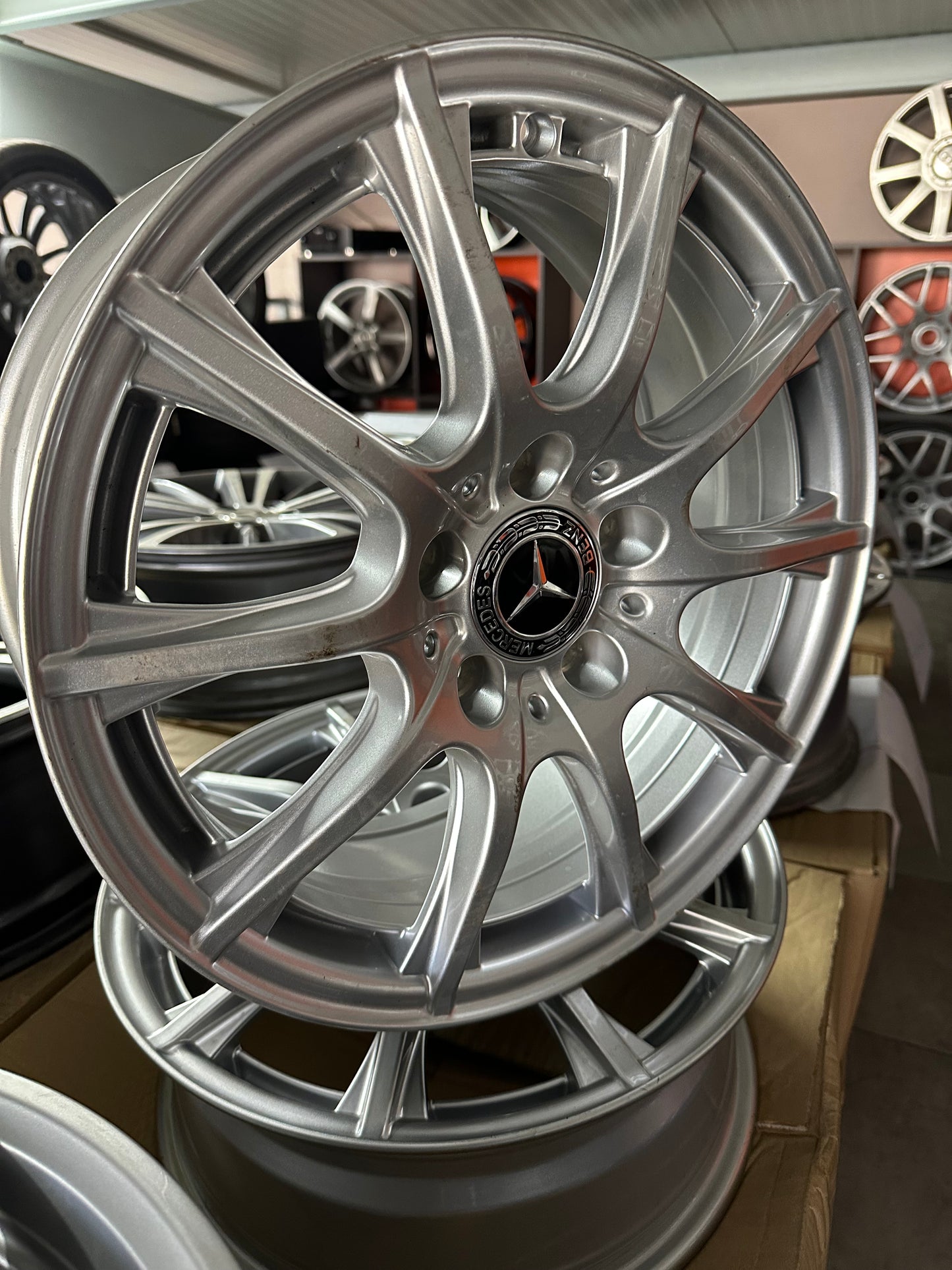 Оригинални Mercedes C Klasse W205 16 Zoll Мерцедес Ц Класа W205 Алуминиеви джанти 16 цола 6,5J ET38