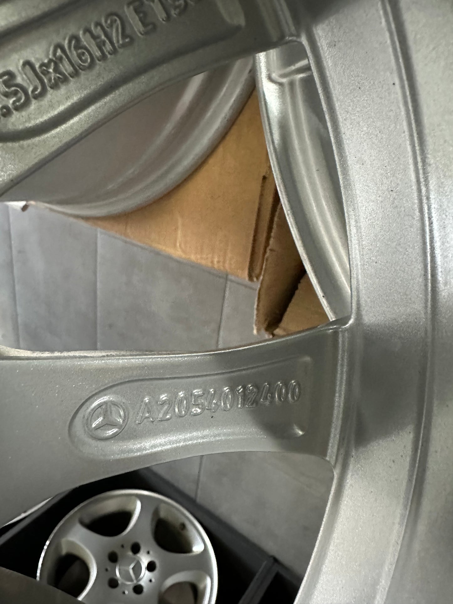 Оригинални Mercedes C Klasse W205 16 Zoll Мерцедес Ц Класа W205 Алуминиеви джанти 16 цола 6,5J ET38