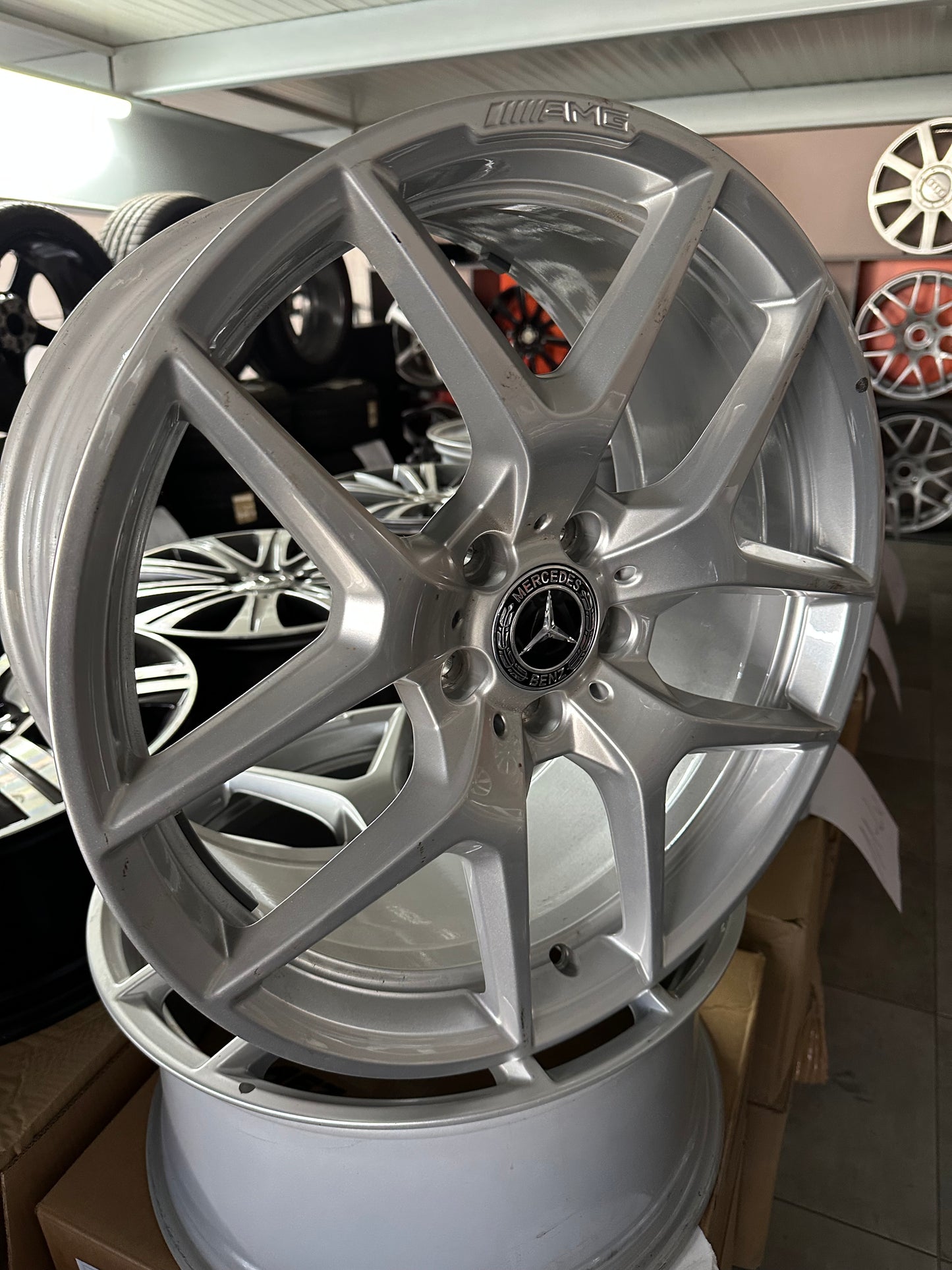 Оригинални Mercedes 9J ET58 AMG 19 Zoll ML GLE W166 Мерцедес МЛ ГЛЕ W166 AMG Алуминиеви джанти 19 цола