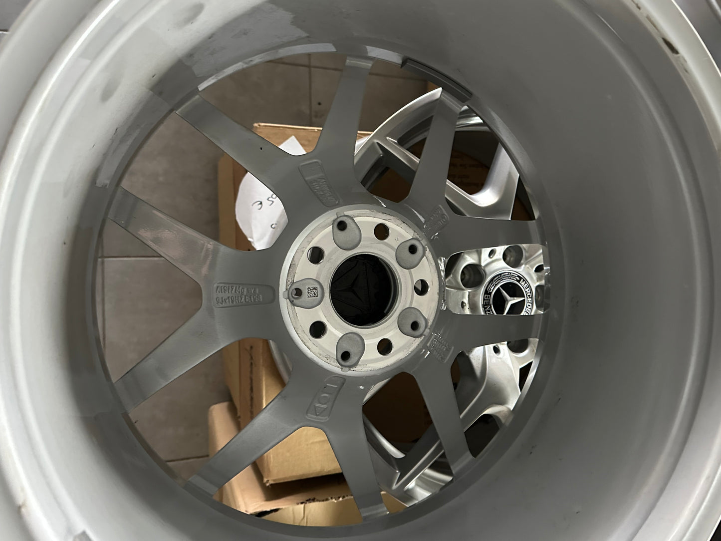 Оригинални Mercedes 9J ET58 AMG 19 Zoll ML GLE W166 Мерцедес МЛ ГЛЕ W166 AMG Алуминиеви джанти 19 цола