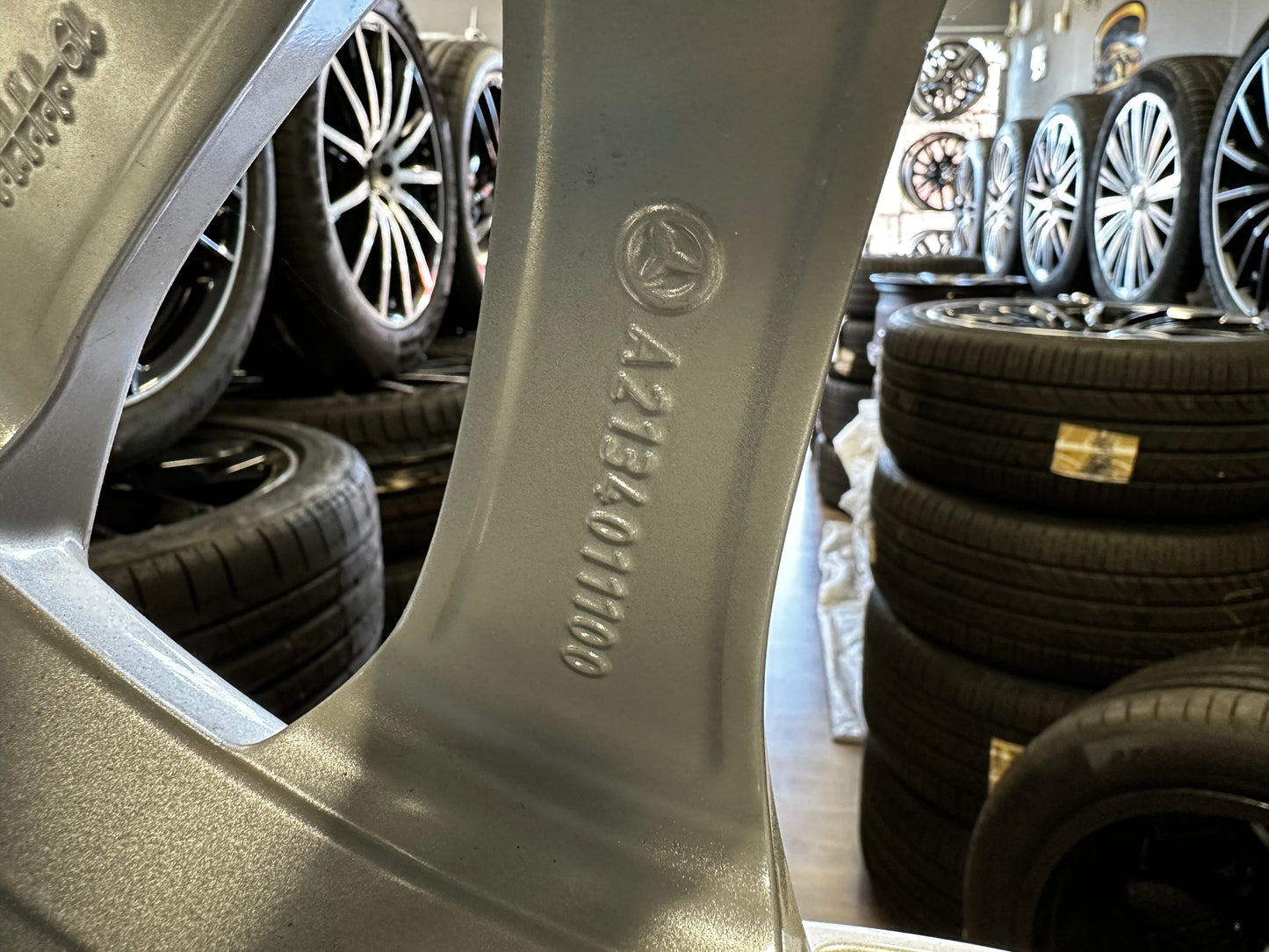 Нови Оригинални Mercedes E Klasse W213 18 Zoll Мерцедес Е Класа W213 Алуминиеви джанти 18 цола 8J ET43 A2134011100