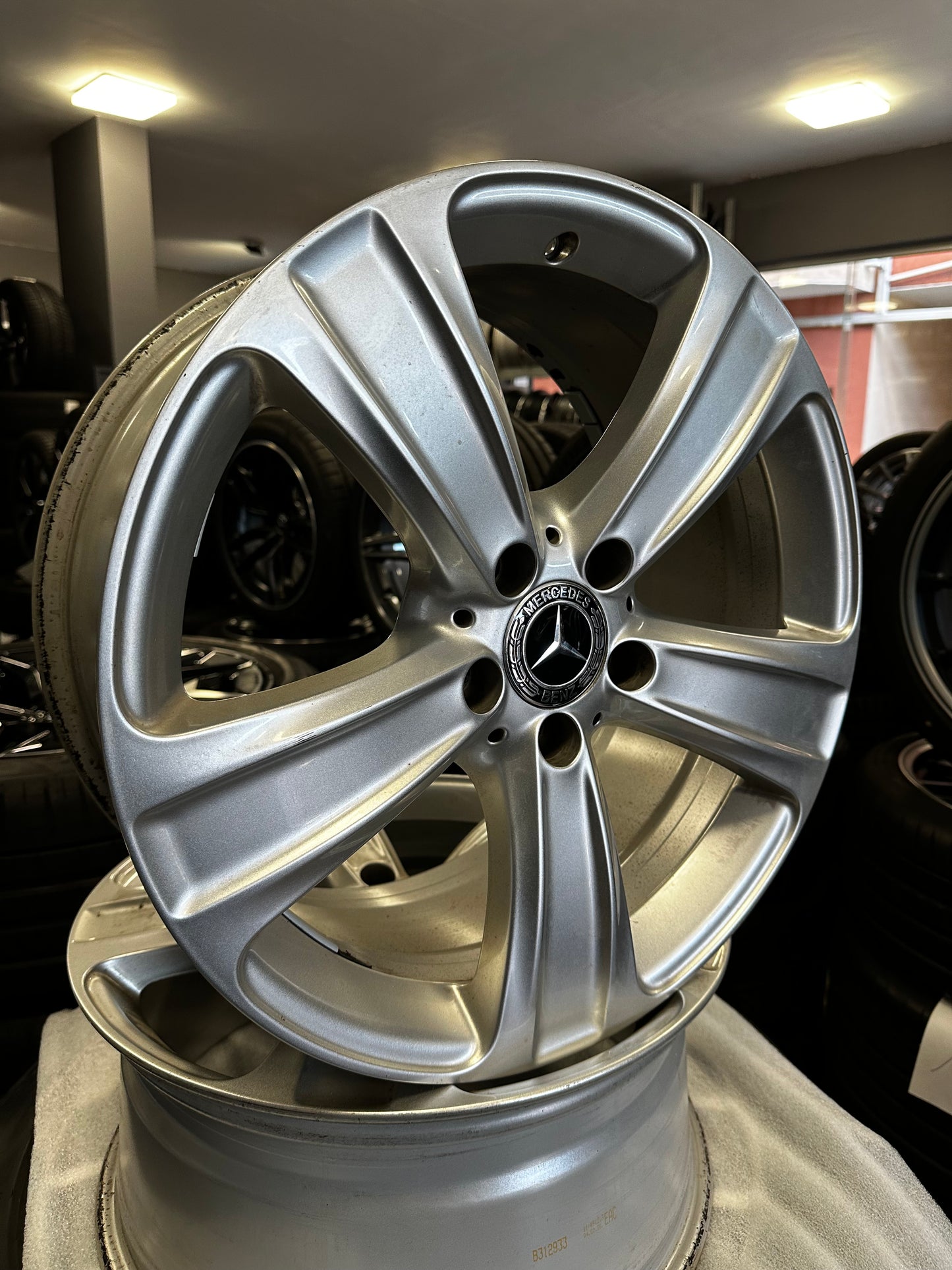 Оригинални Mercedes GLC Klasse W253 18 Zoll Мерцедес ГЛЦ Класа W253 Алуминиеви джанти 18 цола 8J ET38 A2534010800