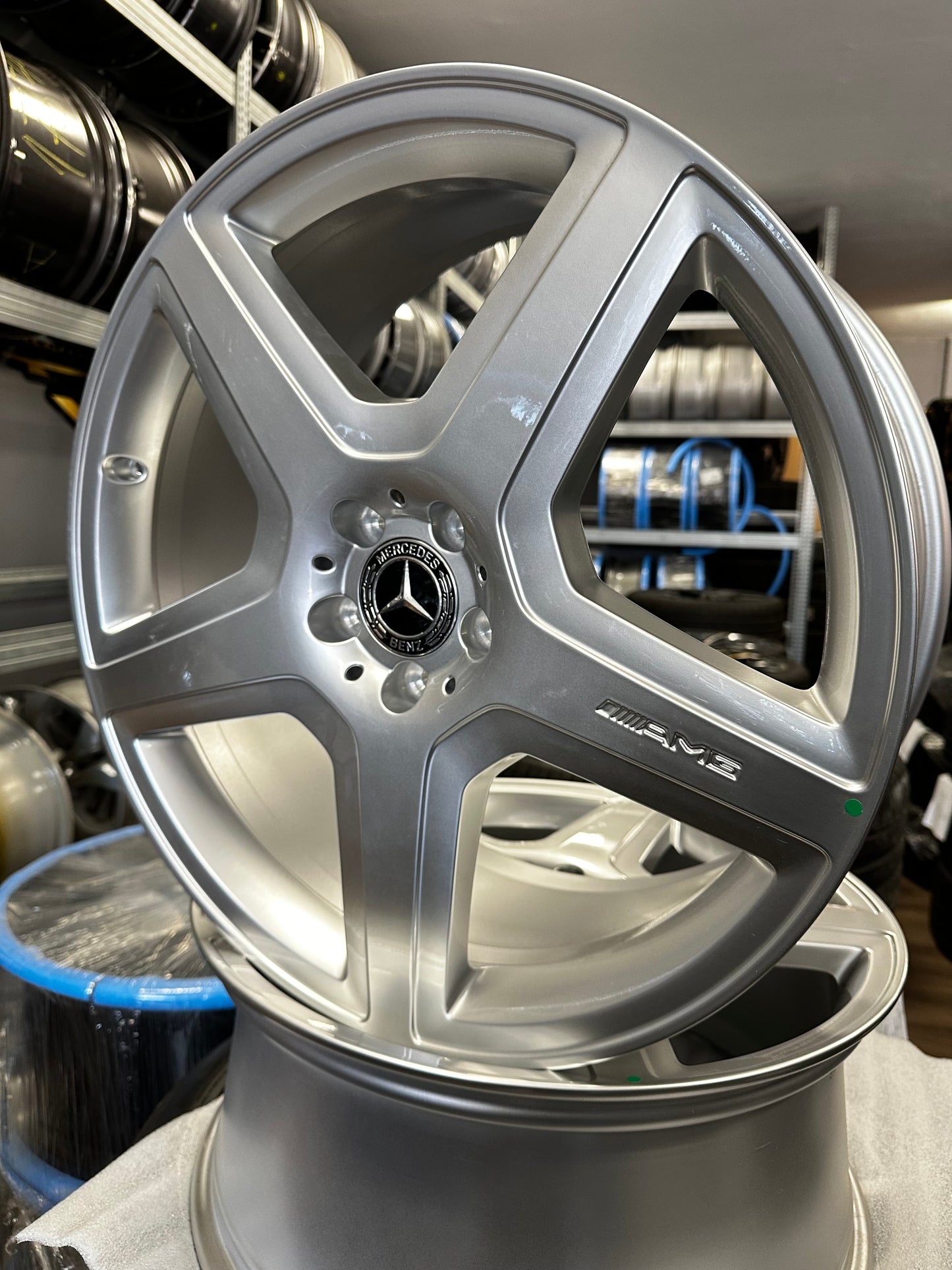 Нови Оригинални Mercedes AMG 21 Zoll W166 GLE ML R Klasse Мерцедес ГЛЕ МЛ Р Класа W166 W251 AMG Алуминиеви джанти 21 цола 9J ET48