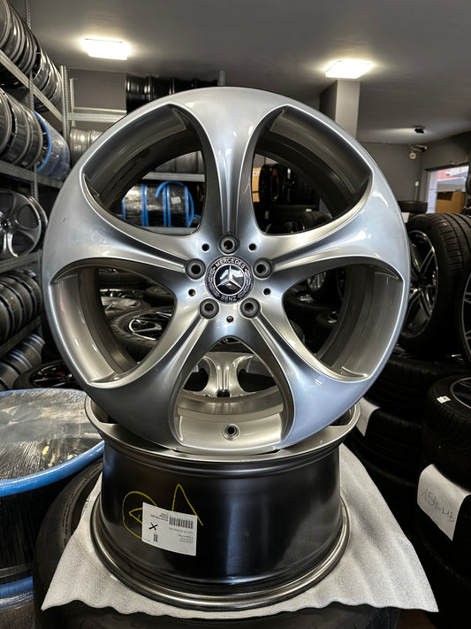 Нови Оригинални Mercedes S Klasse W222 20 Zoll Мерцедес С Класа W222 Алуминиеви джанти 20 цола A2224012200 A2224012300 8,5J 9,5J