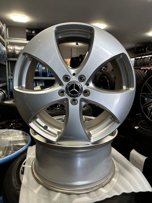 Оригинални Mercedes GLE ML GL Klasse 19 Zoll Мерцедес ГЛЕ МЛ ГЛ Класа W166 Алуминиеви джанти 19 цола 8,5J ET62 A1664013000