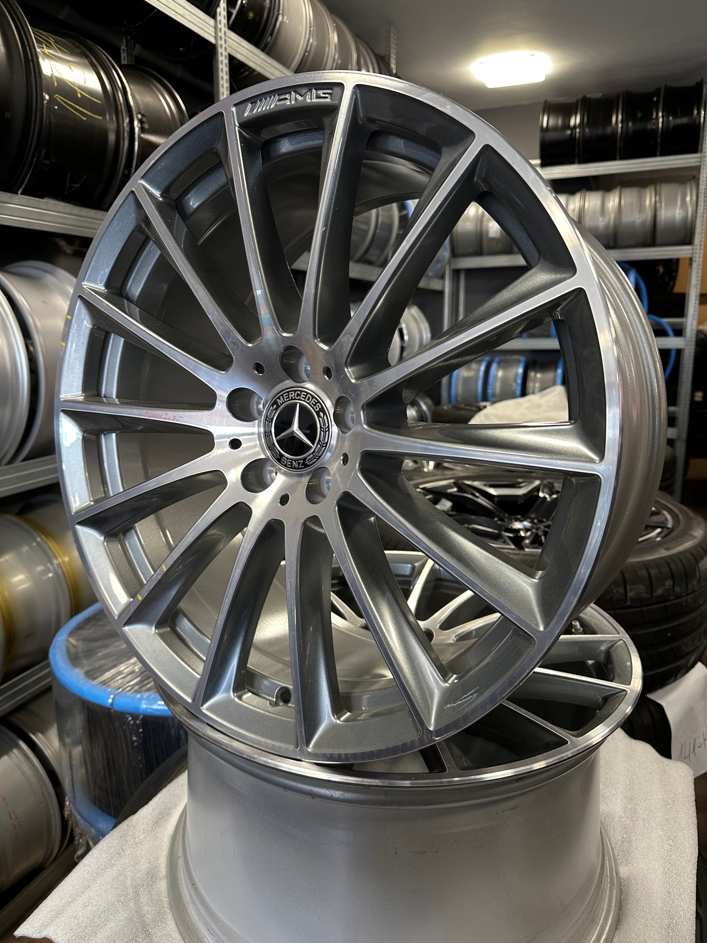 Оригинални като Нови Mercedes S Klasse W223 AMG 20 Zoll Мерцедес С Класа W223 Алуминиеви джанти AMG 20 цола A2234011500 A2234011600 9J 10J