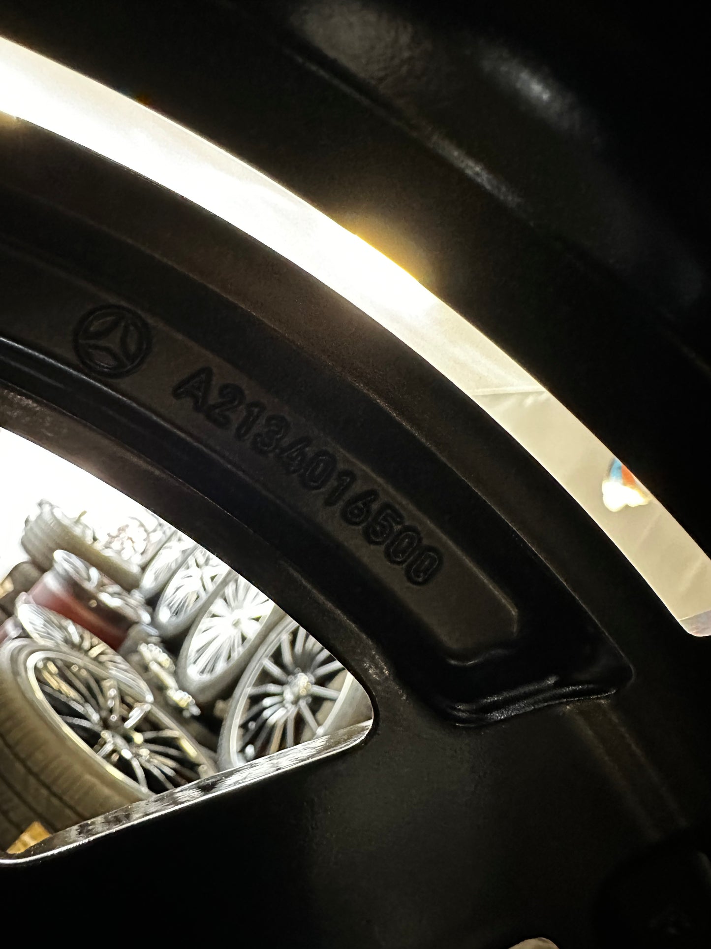 Оригинални Нови Mercedes E Klasse W213 AMG 19 Zoll Мерцедес Е Класа W213 Алуминиеви джанти AMG 19 цола A2134016500