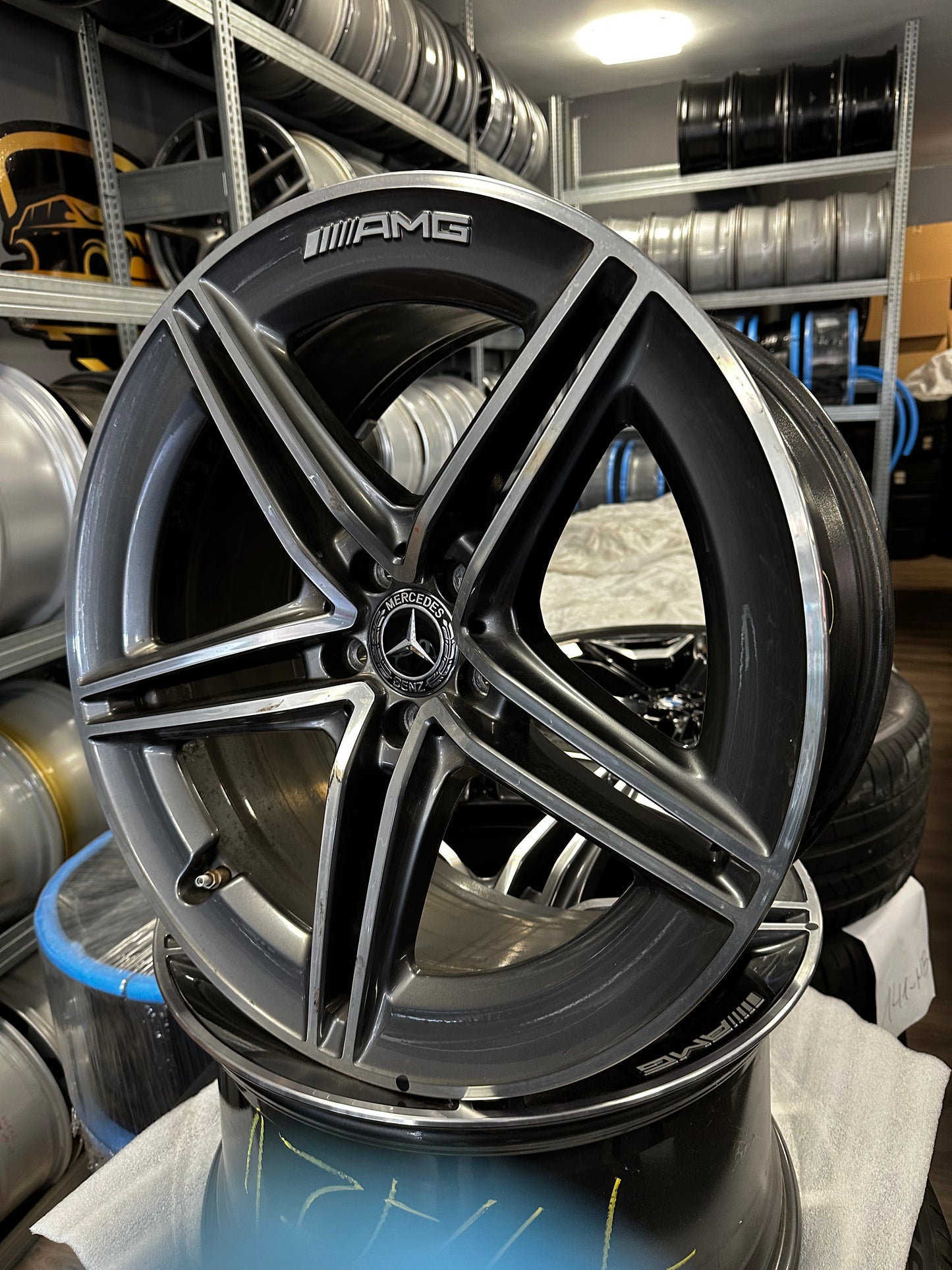 Оригинални Mercedes AMG GT 4 Door W290 20 Zoll Мерцедес AMG GT Алуминиеви джанти 20 цола  A2904010400 A2904010500