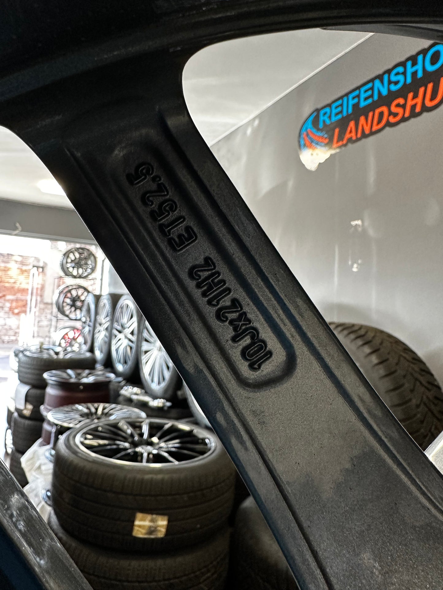 Оригинални като Нови Mercedes GLE Coupe W292 C292 AMG 21 Zoll Мерцедес ГЛЕ Купе W292 C292 AMG Алуминиеви джанти 21 цола A2924012900 A2924011700