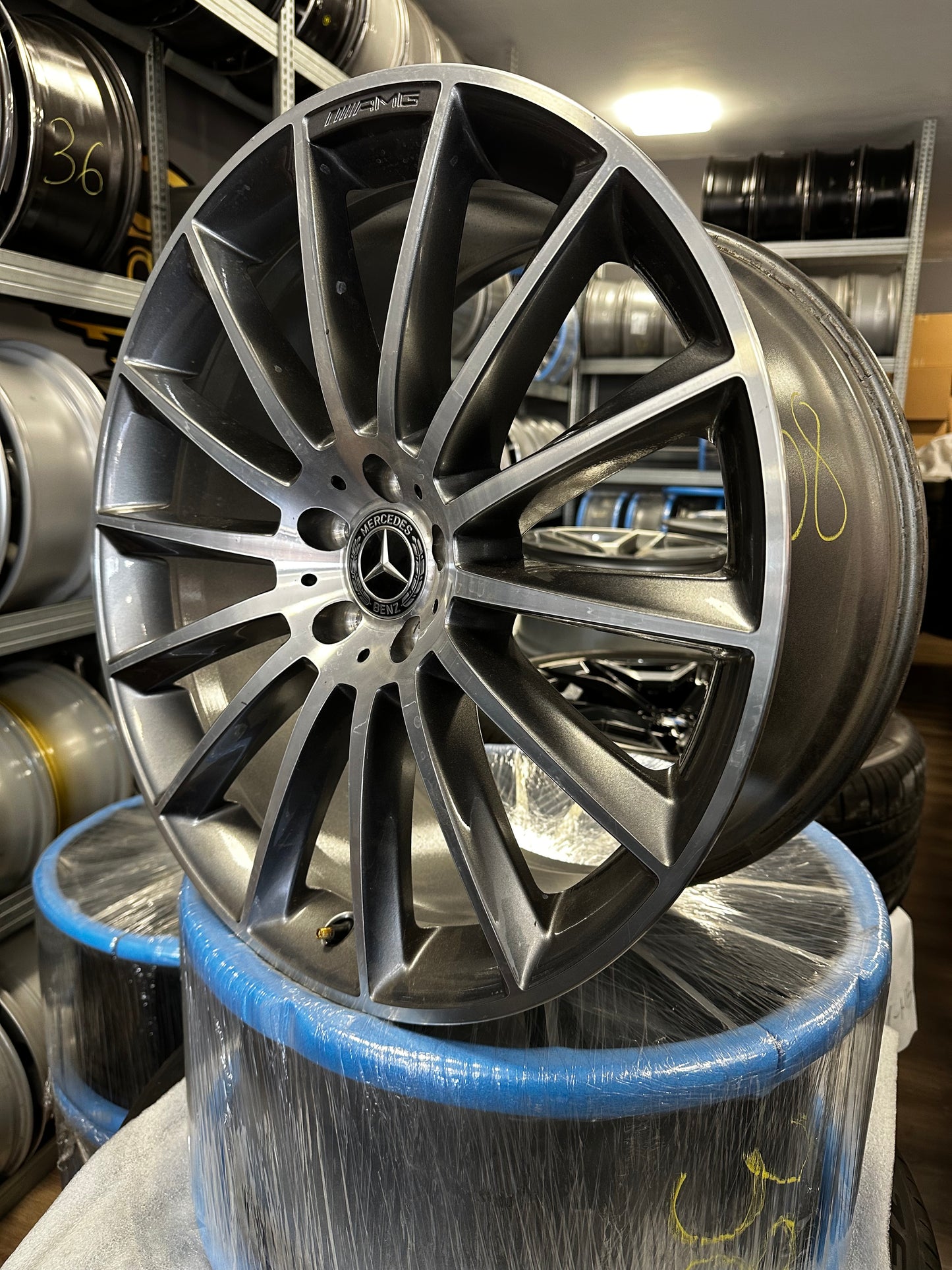 Оригинални Mercedes AMG 21 Zoll W166 X166 GL GLS ML Klasse Мерцедес ГЛ ГЛС МЛ Класа W166 X166 AMG Алуминиеви джанти 21 цола 10J ET46 A1664013200