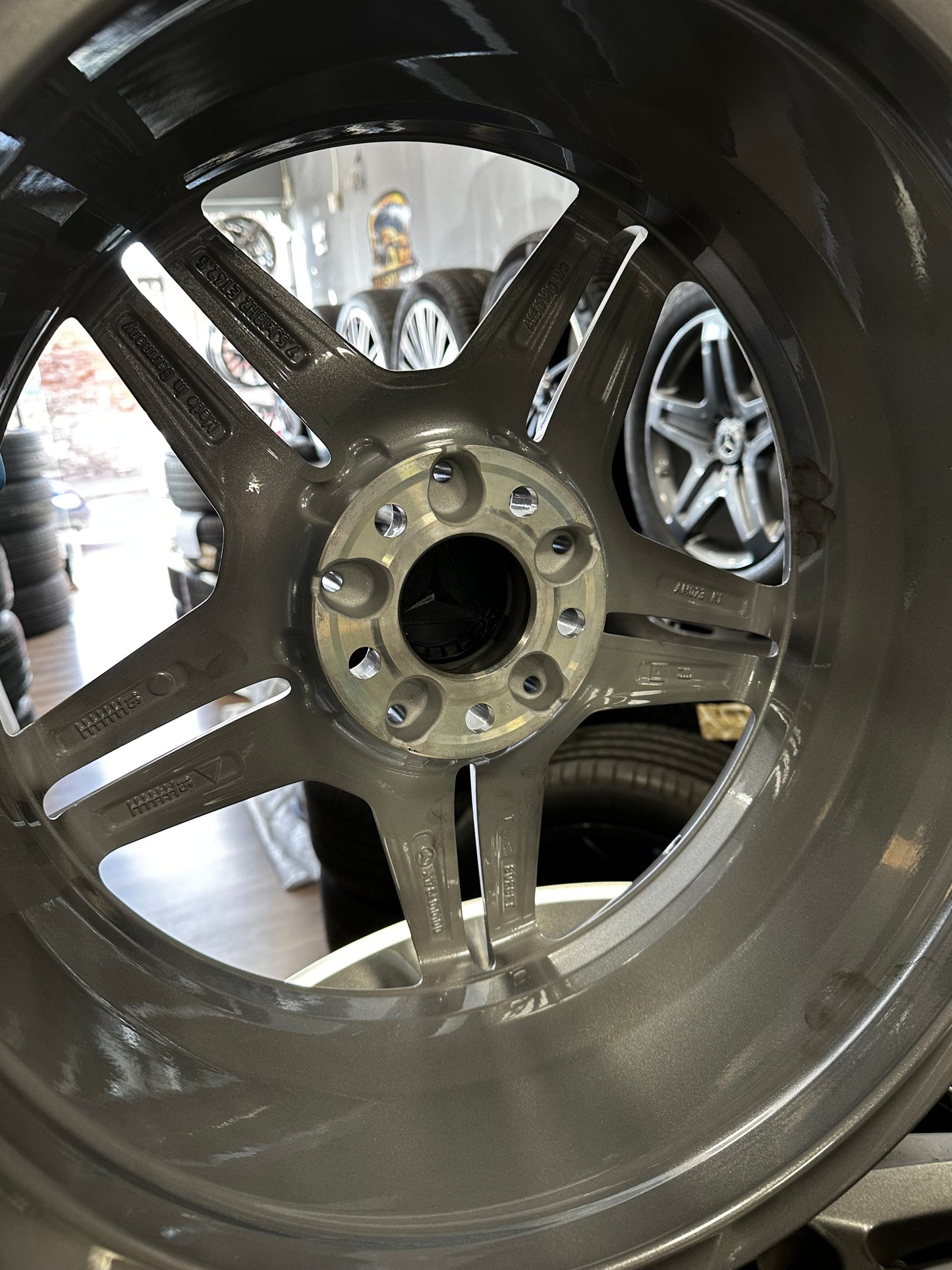 Оригинални Mercedes GLA Klasse W156 X156 AMG 18 Zoll Мерцедес ГЛА Класа W156 Алуминиеви АМГ джанти 18 цола 7,5J ET42,5 A1564010100