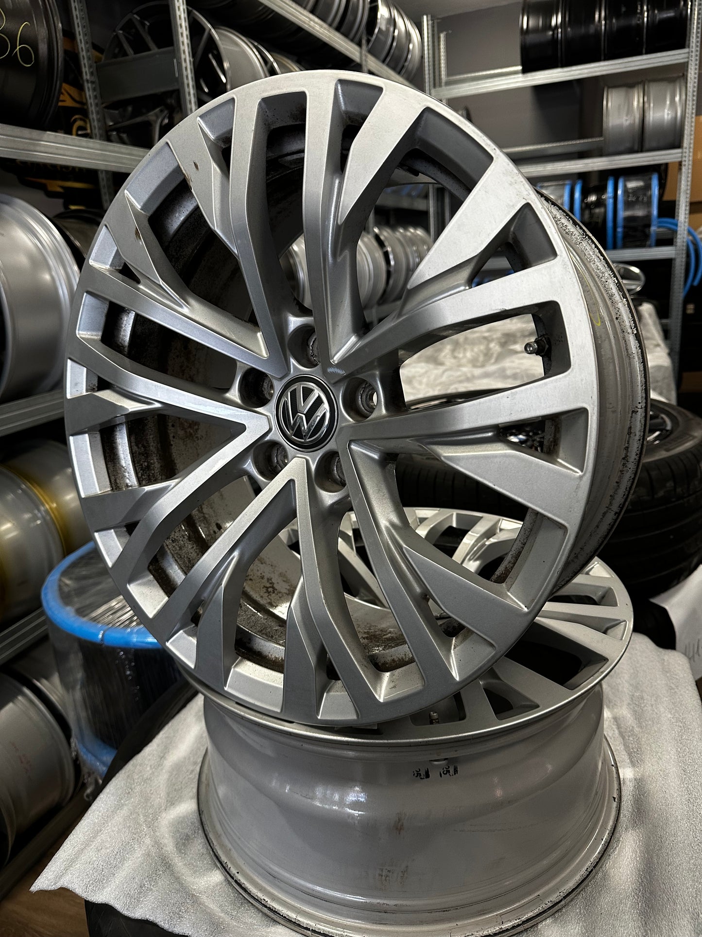 Оригинални VW Volkswagen Touareg 3 18 Zoll Фолксваген Туарег 3 Алуминиеви джанти 18 цола 760601025H 5x112 8J ET25