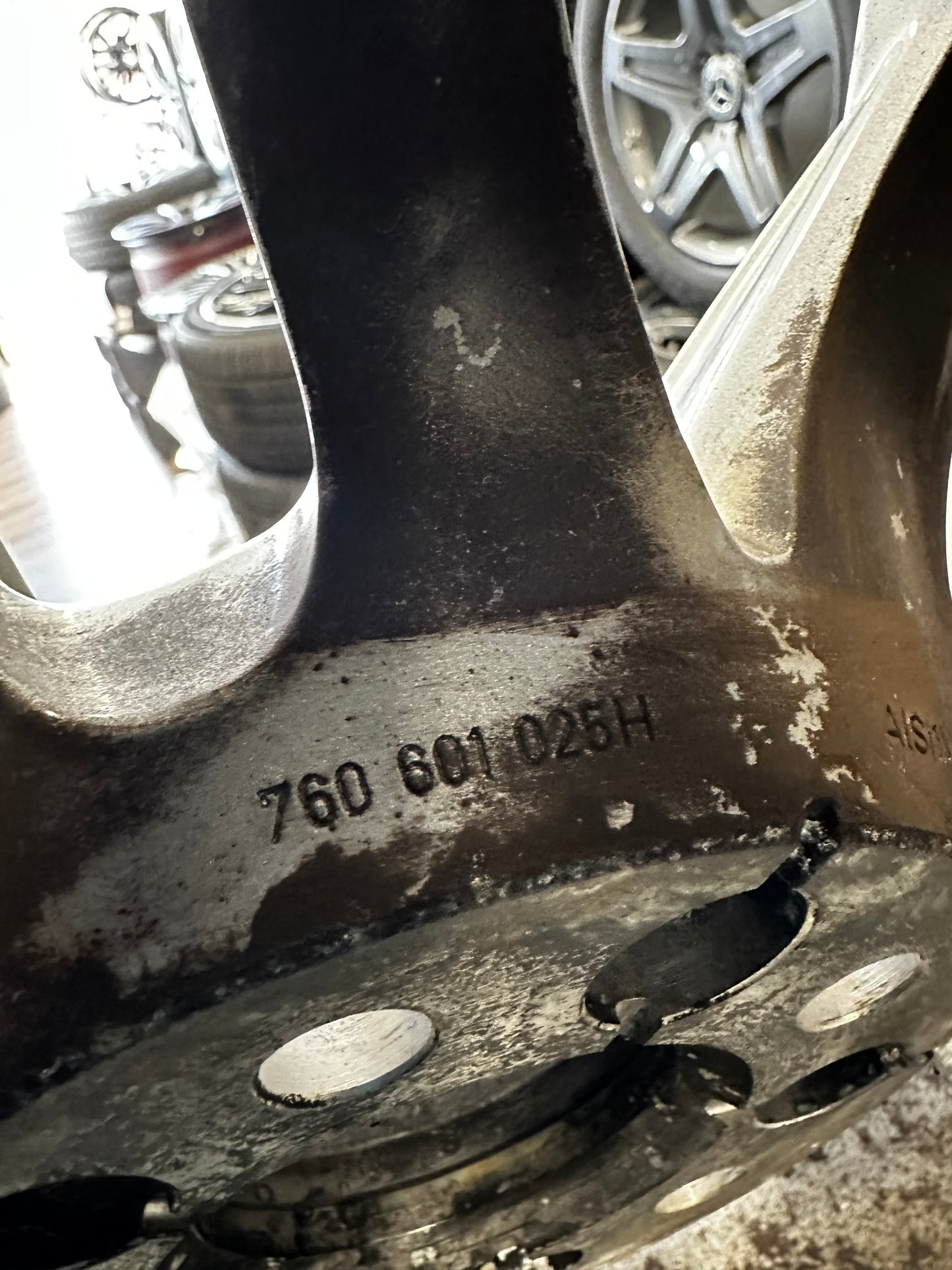 Оригинални VW Volkswagen Touareg 3 18 Zoll Фолксваген Туарег 3 Алуминиеви джанти 18 цола 760601025H 5x112 8J ET25