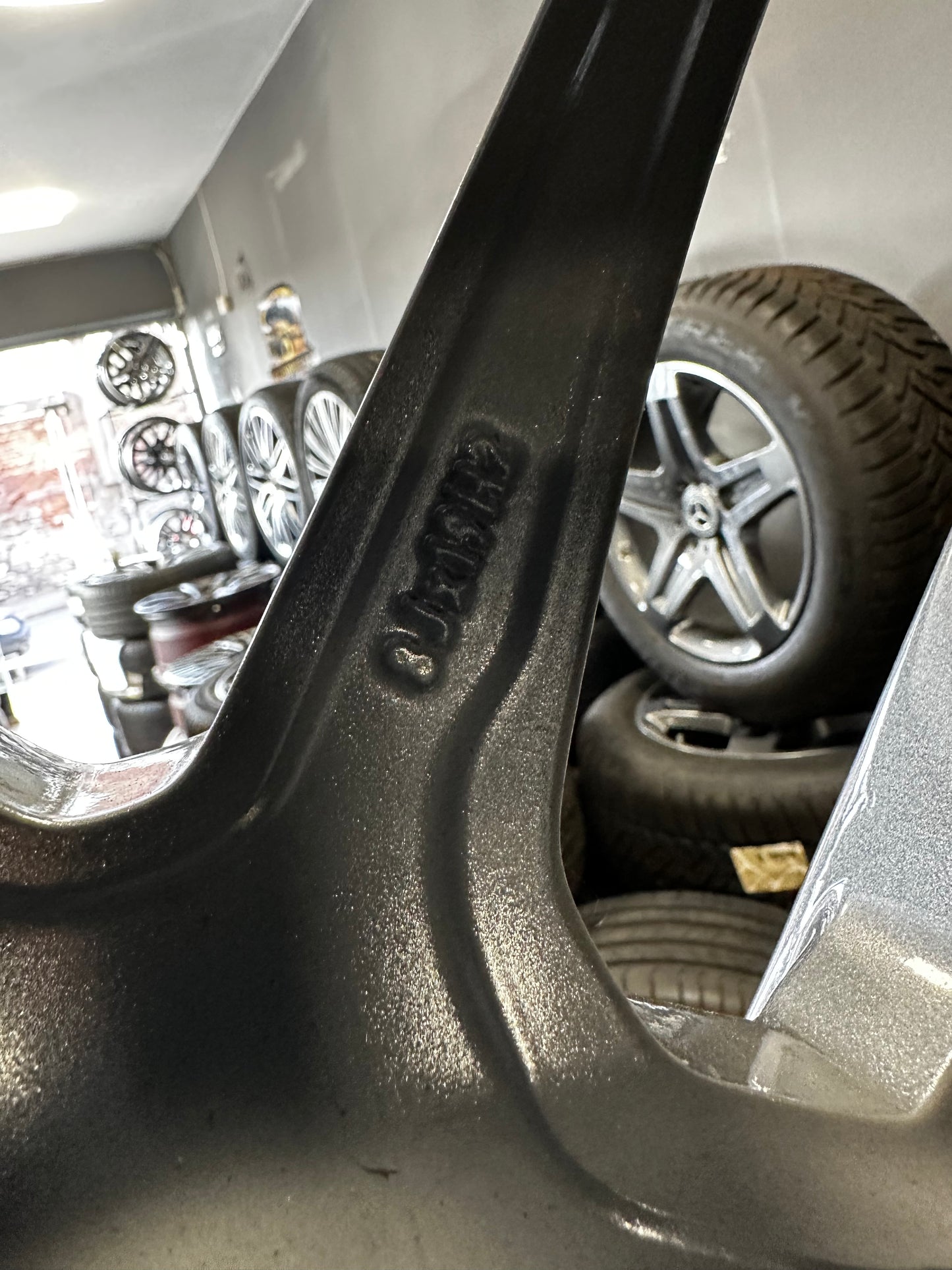 Оригинални Mercedes GLA Klasse W156 X156 AMG 19 Zoll Мерцедес ГЛА Класа W156 Алуминиеви АМГ джанти 19 цола 8J ET43,7 A1564013000